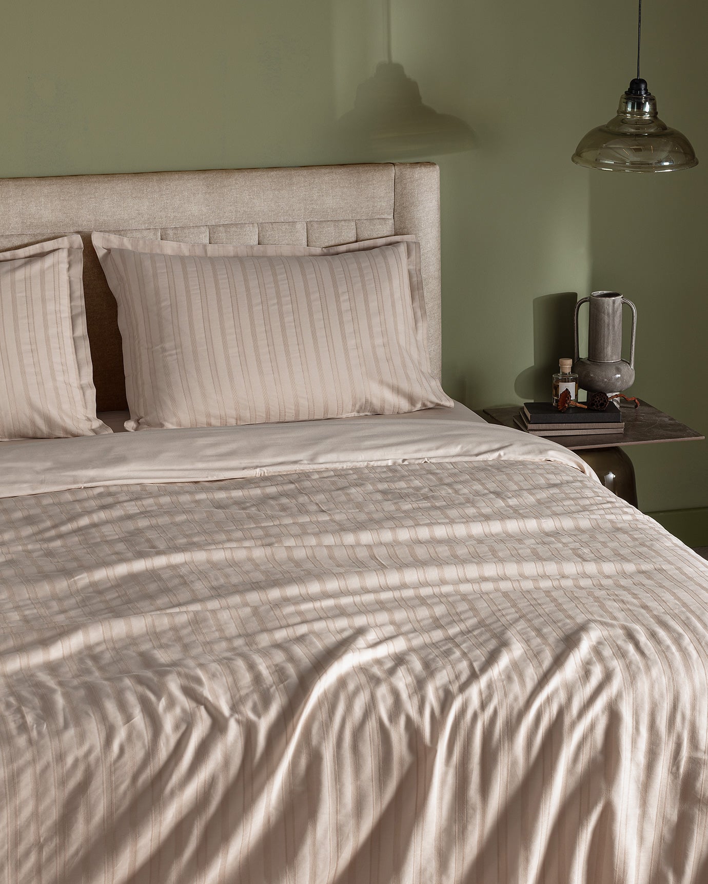 Nicole King Size Dobby Duvet Cover Set - Madame Coco JO