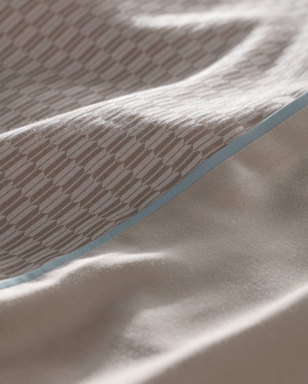 Calore King Size Bamboo Satin Duvet Cover Set - Madame Coco JO