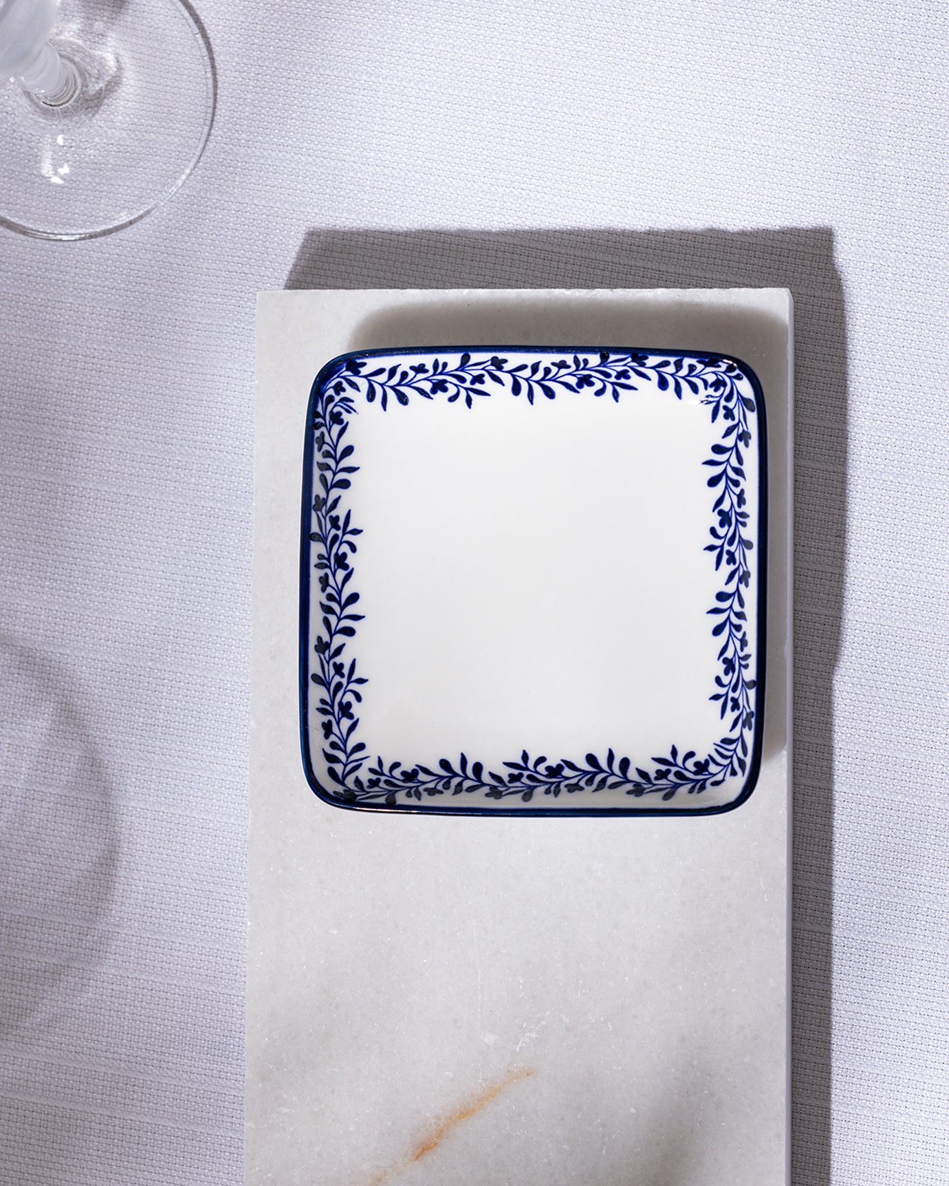 Reve Bleu Orva Square Plate - Madame Coco JO