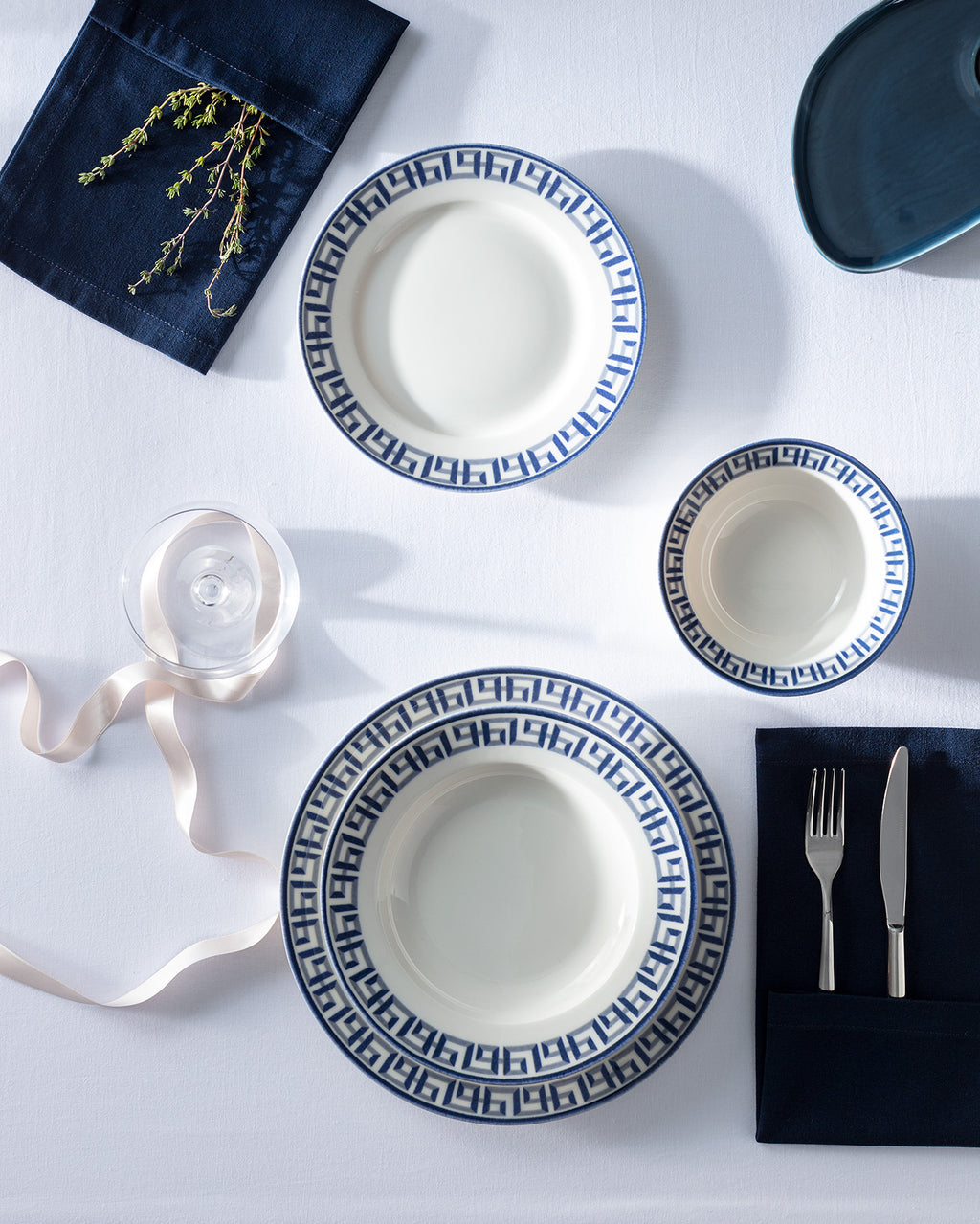 Lavra 24 Piece Dinner Set - Madame Coco JO