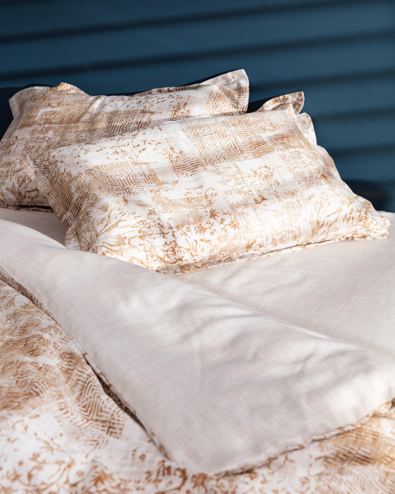 Ivonne King Size Duvet Cover Set - Silk Satin - Madame Coco JO