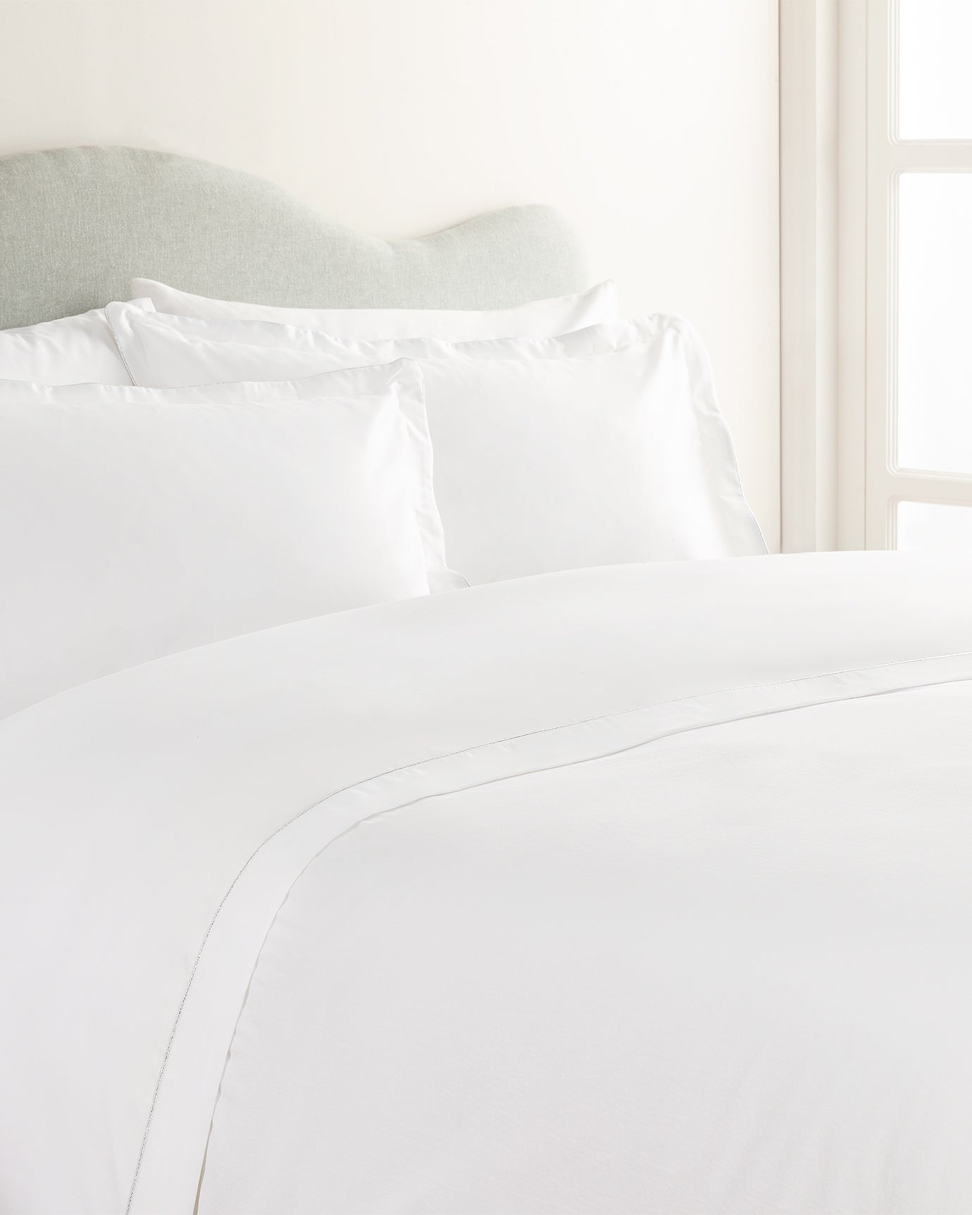 Kris Satin Bed Sheet Set - Madame Coco JO