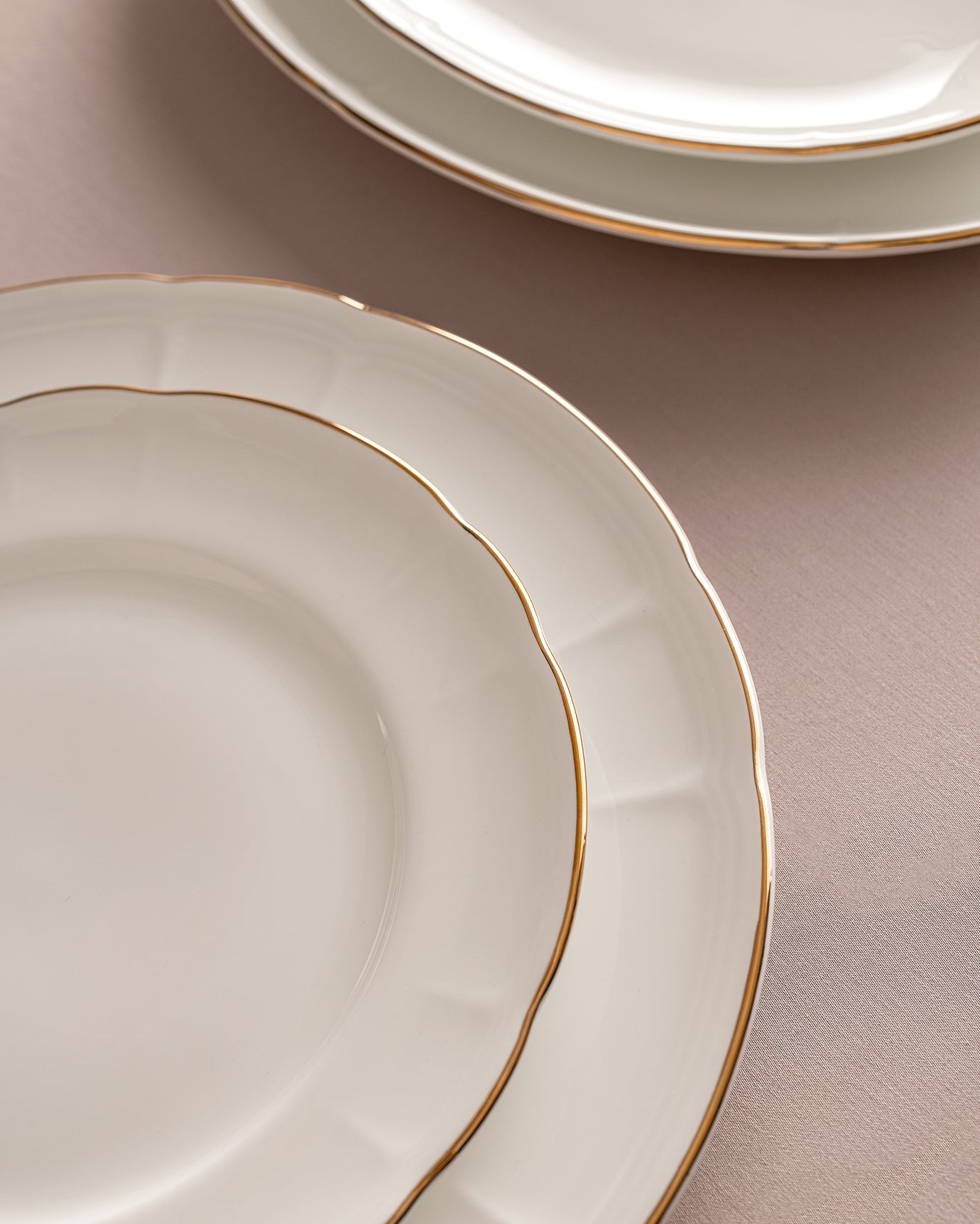 Edmon 56 Piece Dinner Set - Madame Coco JO