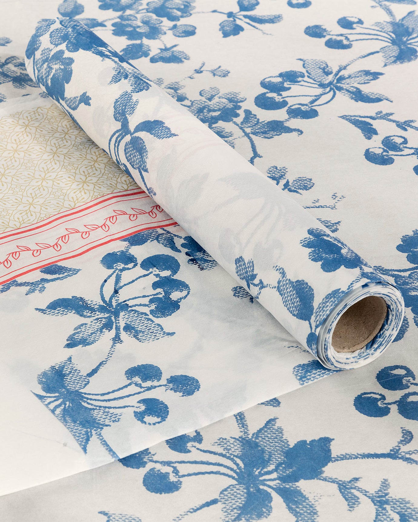 Laurette Disposable Tablecloth - Madame Coco JO