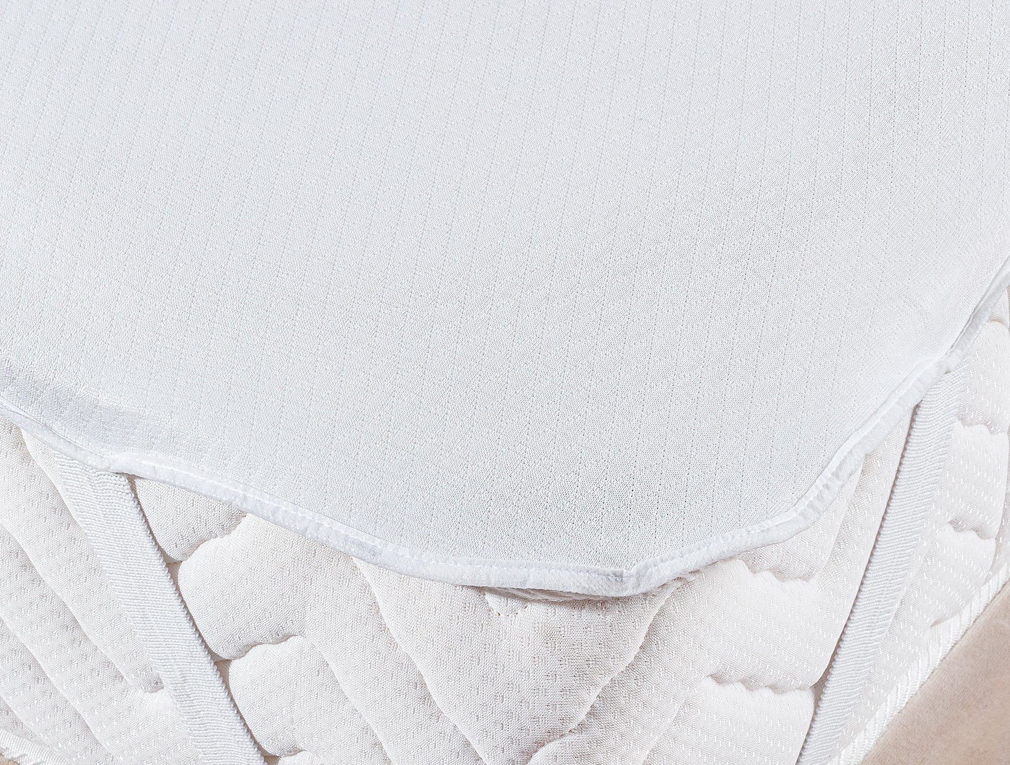 Flore Waterproof Bed Protector - Madame Coco JO
