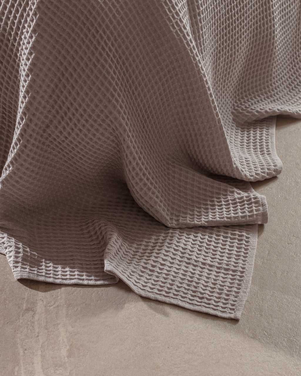 Avril  Ecocell King Size Luxury Pique - Madame Coco JO