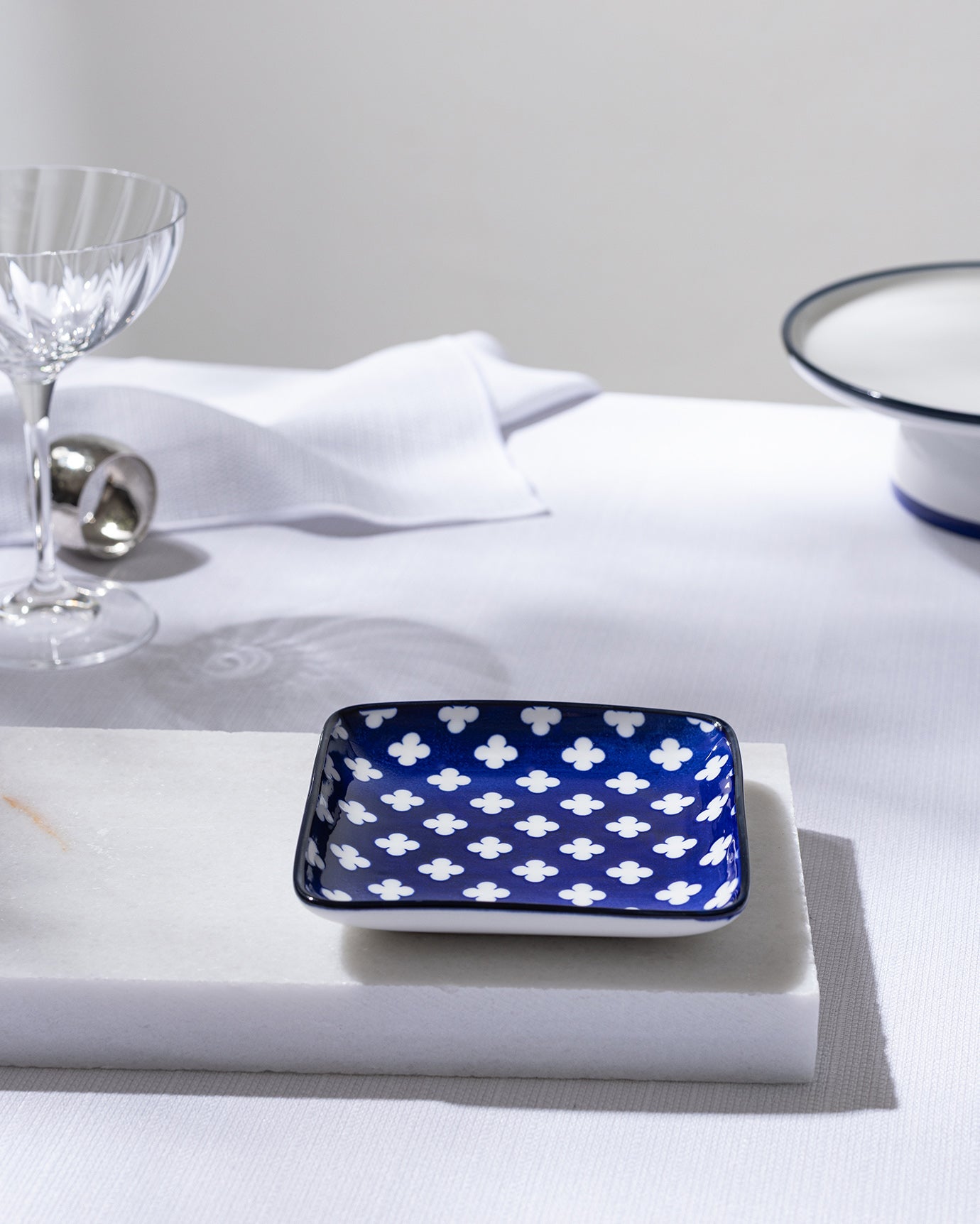 Reve Bleu Raye Square Plate - Madame Coco JO