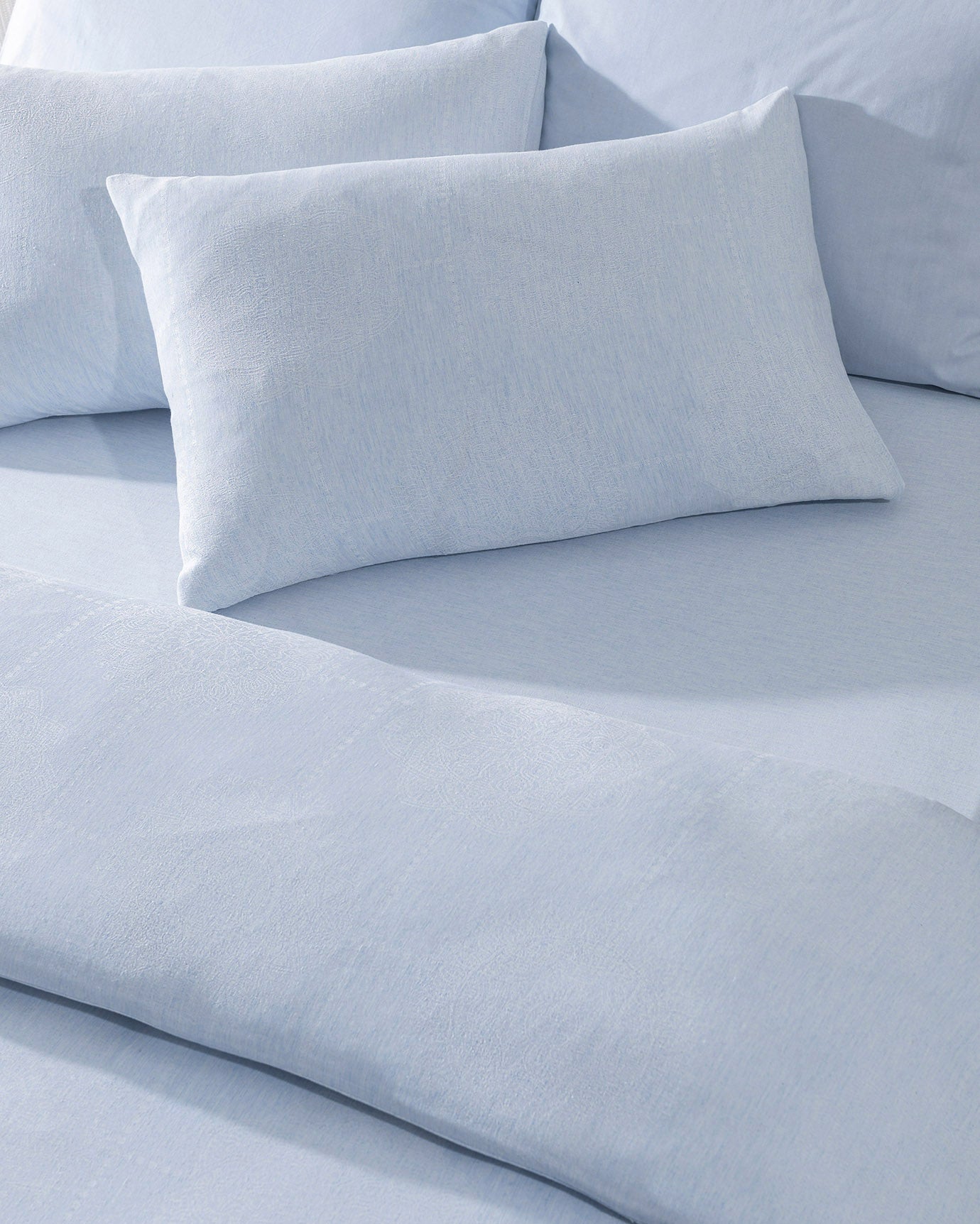 Carmeline Double Size Jacquard Duvet Cover Set - Madame Coco JO