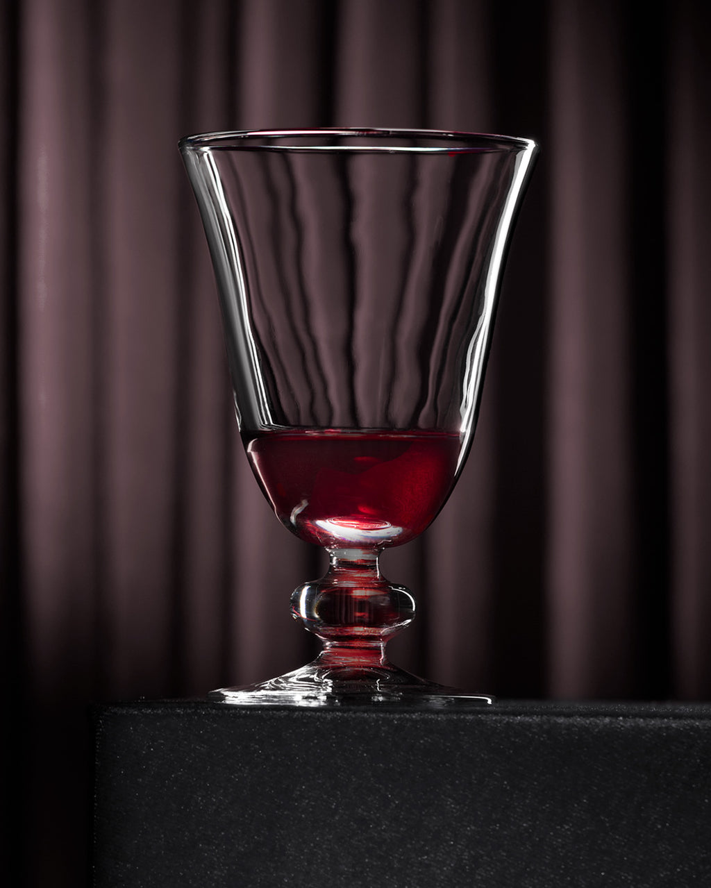 Valerio 4-piece Red Wine Glass Set - Madame Coco JO