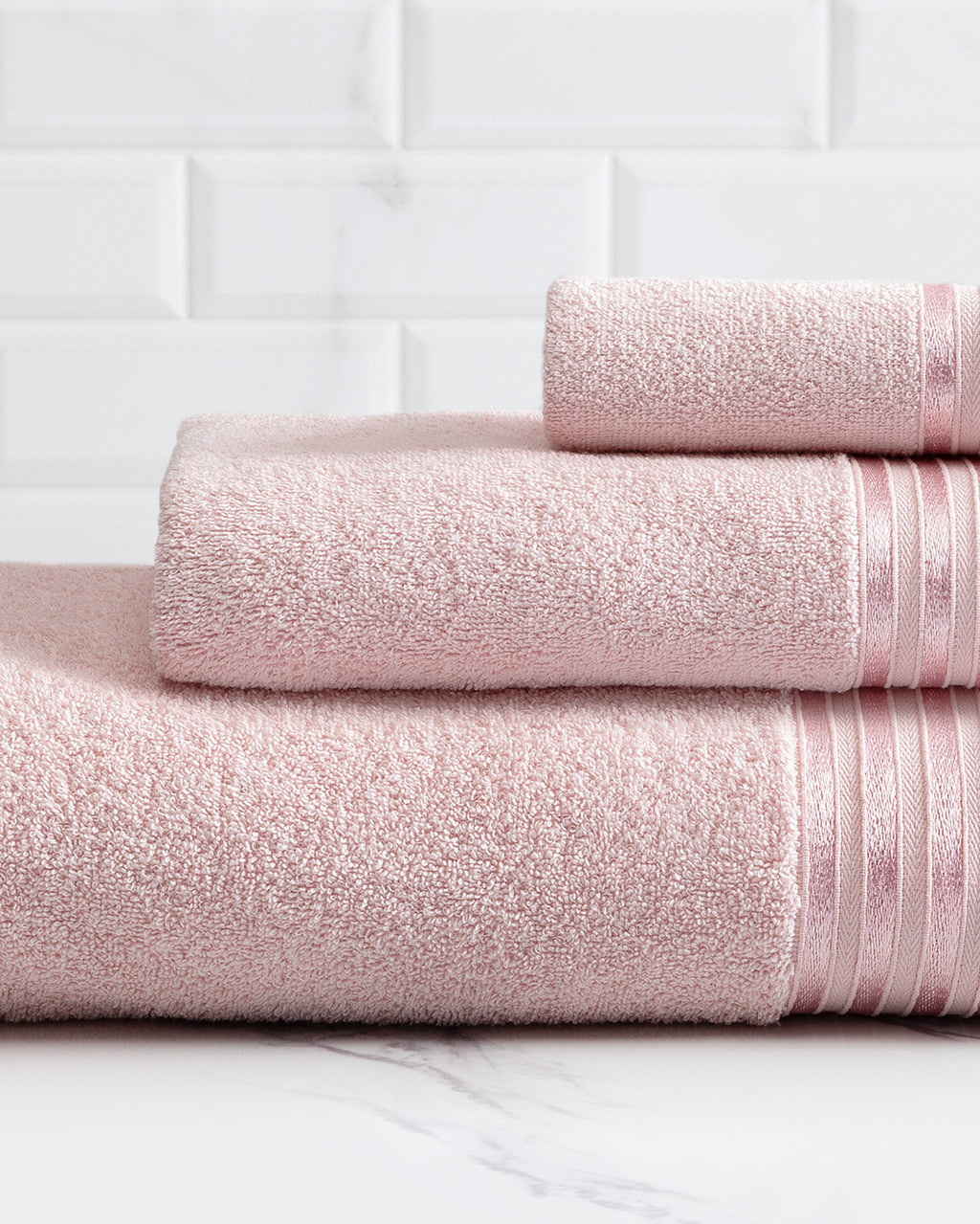 Maynor Flouche Bath Towel - Madame Coco JO