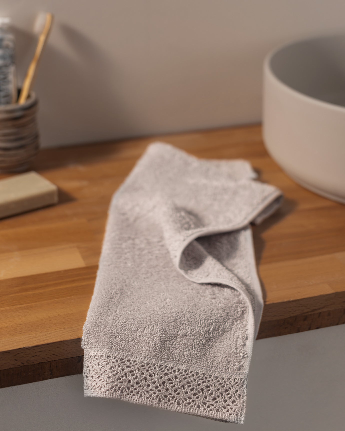 Angelique Hand Towel - Madame Coco JO