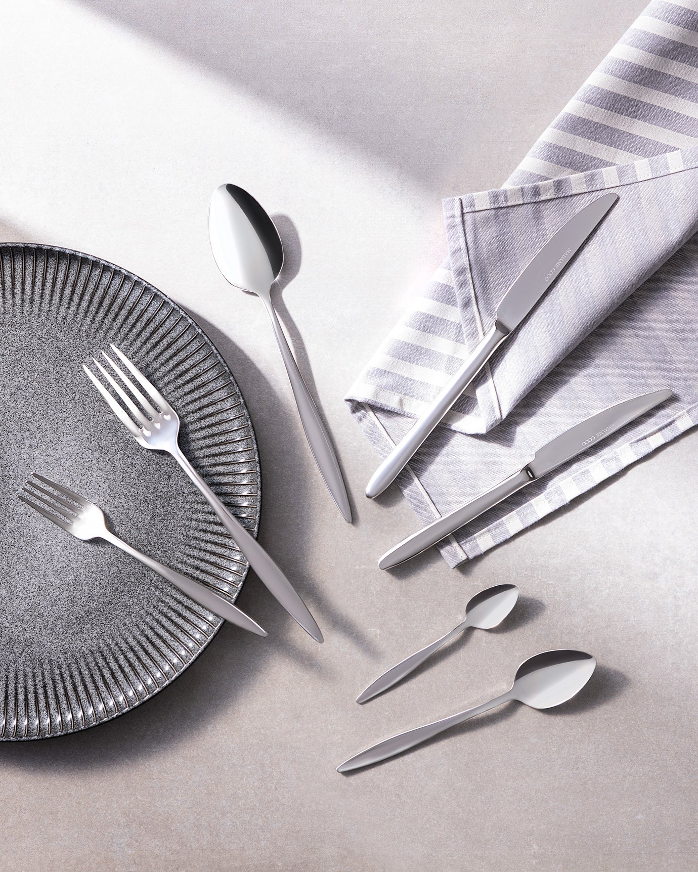 Cameo 42 Pcs Cutlery Set - Madame Coco JO