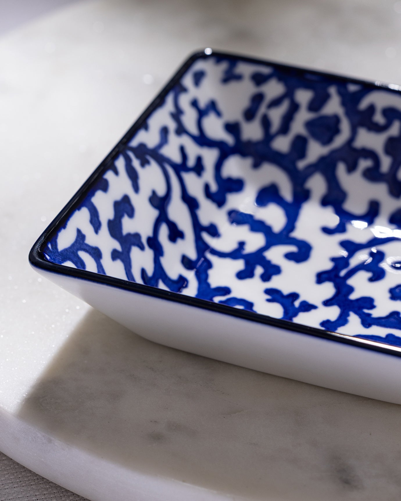 Reve Bleu Freya Square Plate - Madame Coco JO