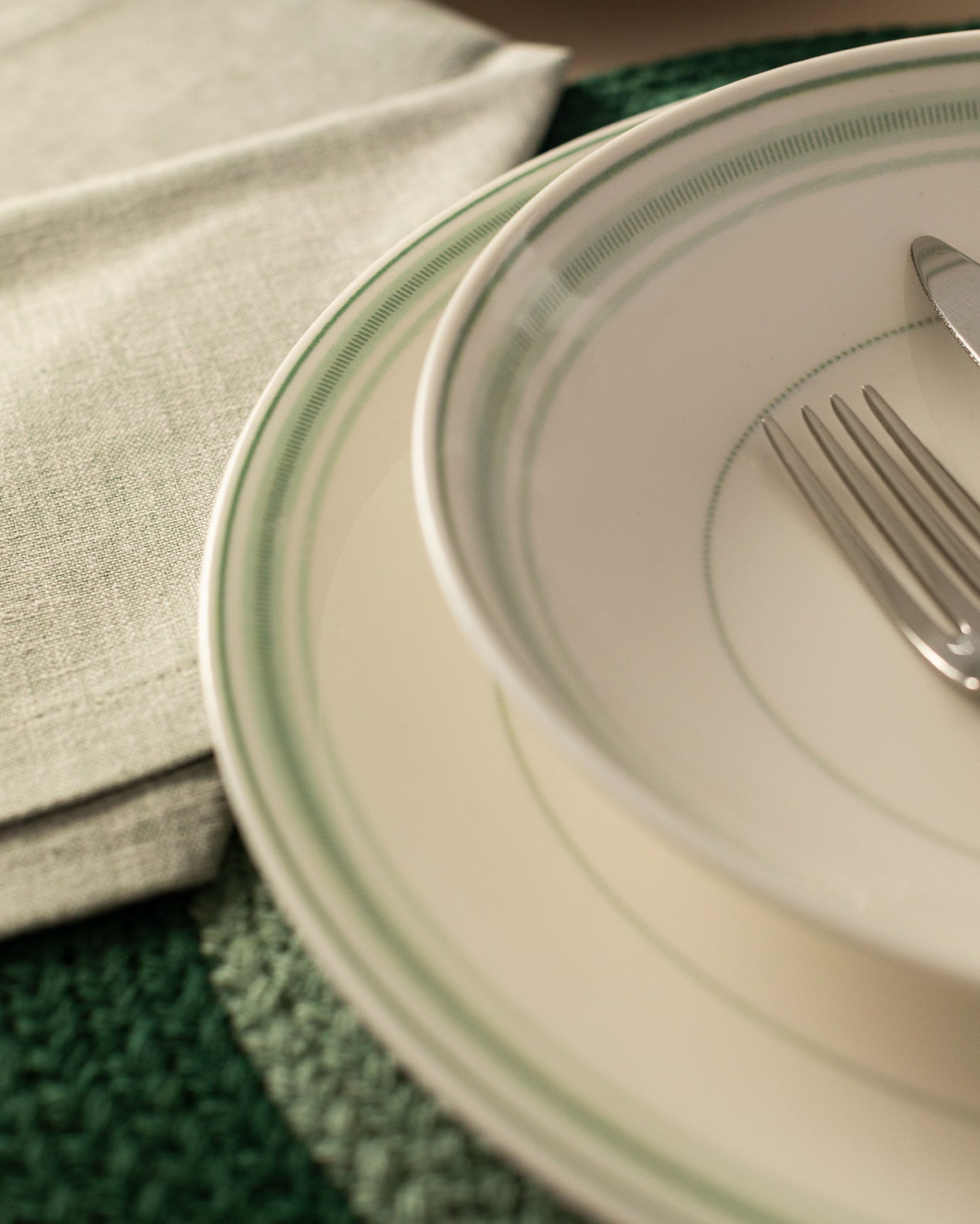 Moulin 24 Piece Dinner Set - Madame Coco JO