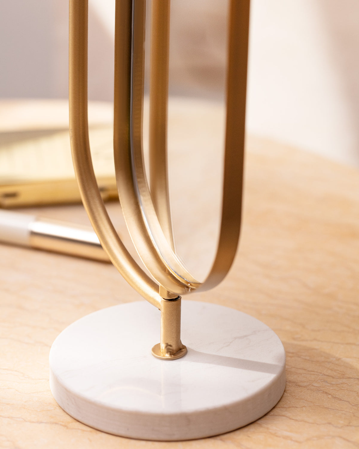 Goldie Jewelery Stand - Madame Coco JO