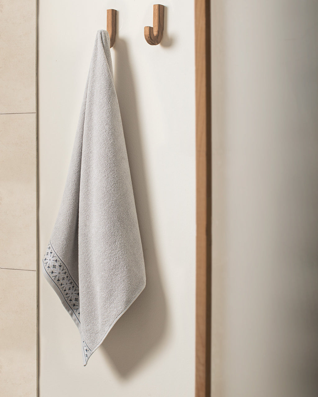 Caresse Bath Towel - Madame Coco JO