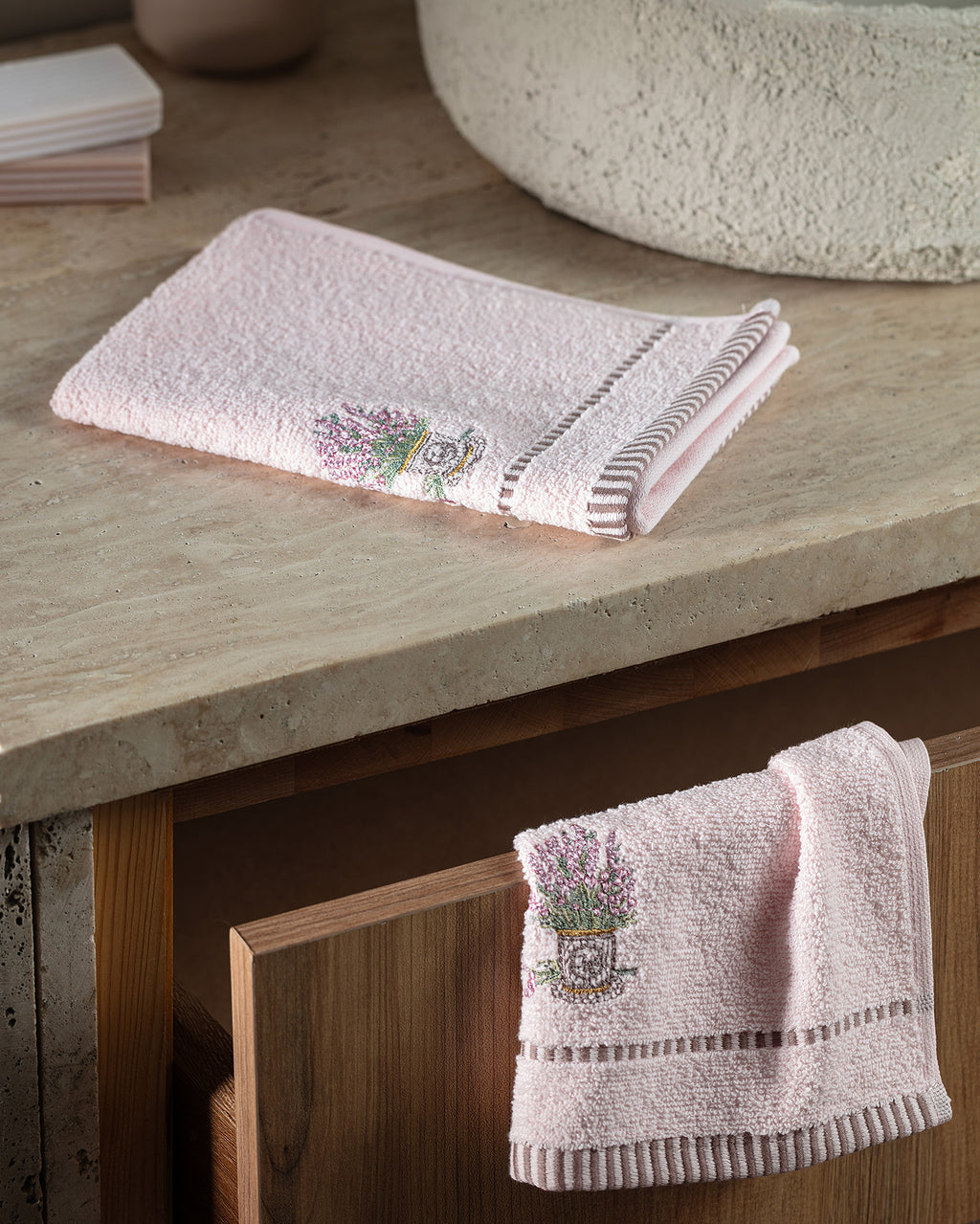 Curtice 2 Pack Hand Towel - Madame Coco JO
