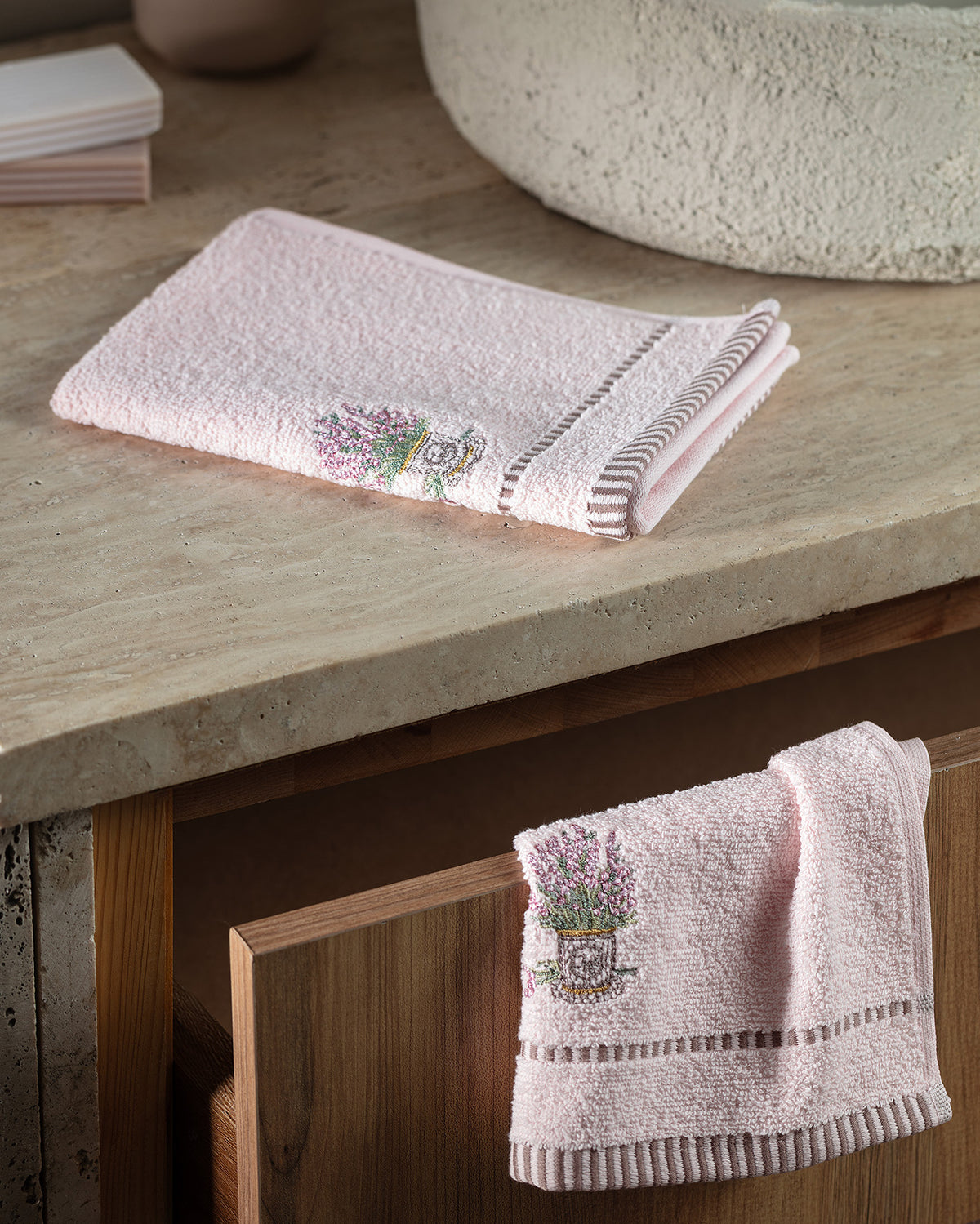Curtice 2 Pack Hand Towel - Madame Coco JO