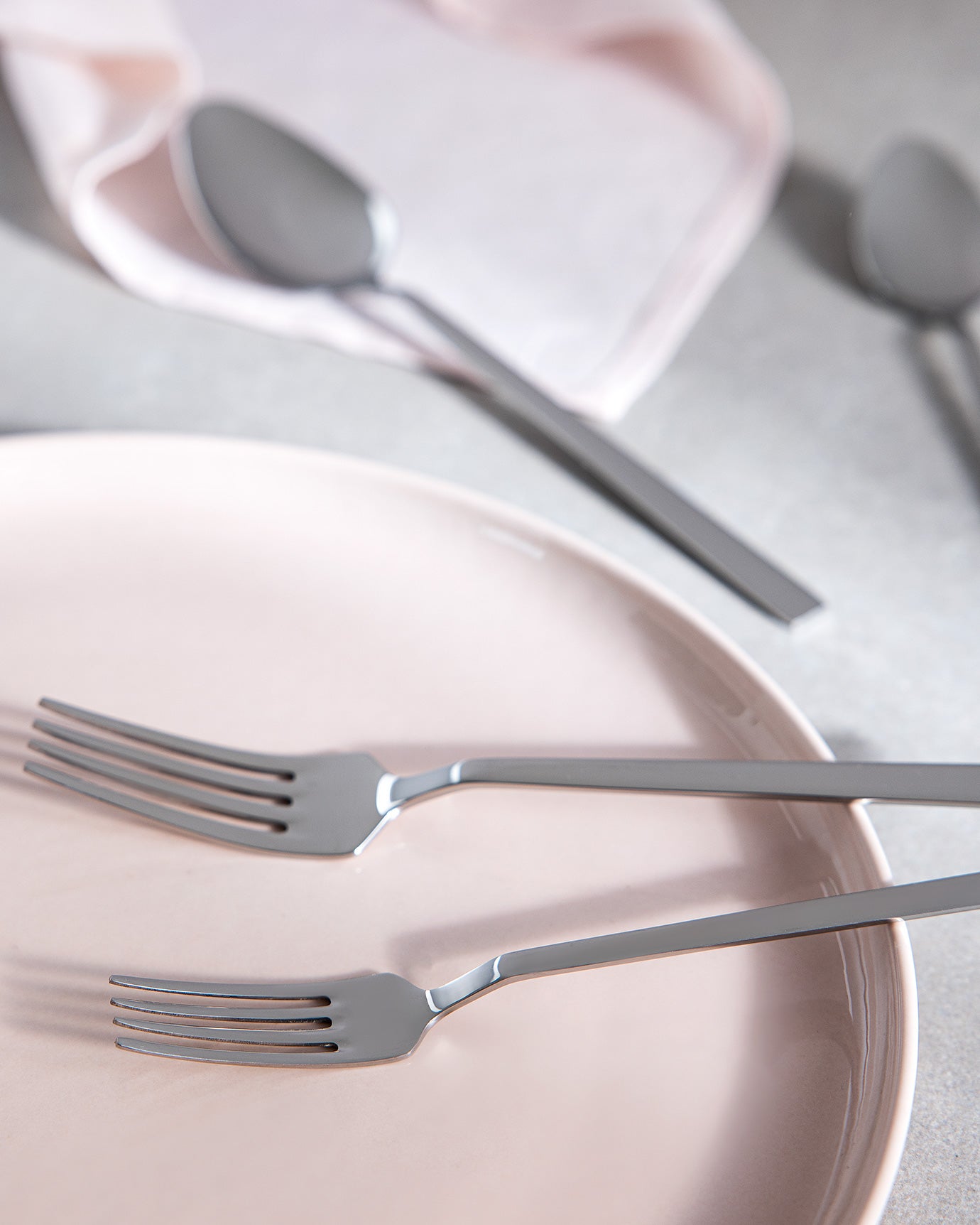Luminous 30 Pcs Cutlery Set - Madame Coco JO