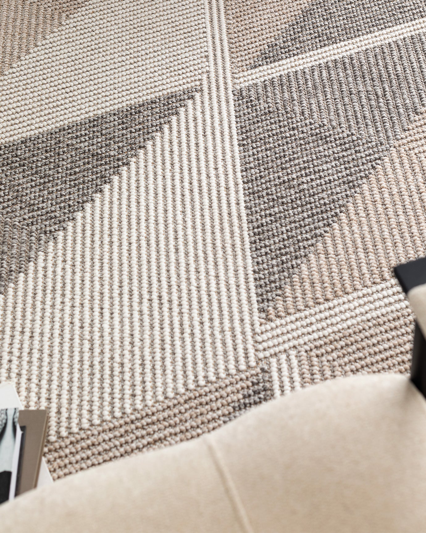 Grelot Carpet - Madame Coco JO