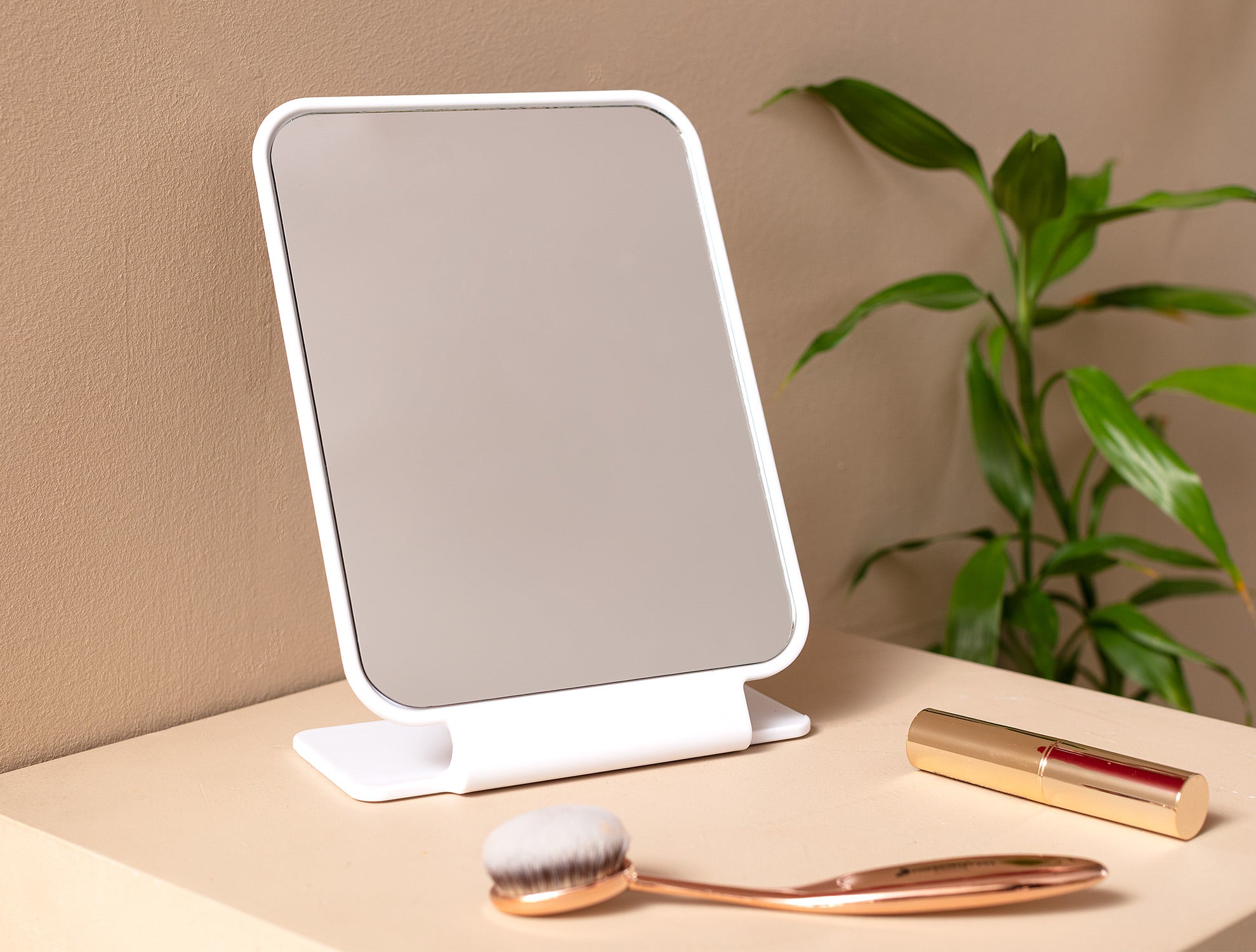 Audra Makeup Mirror - Madame Coco JO