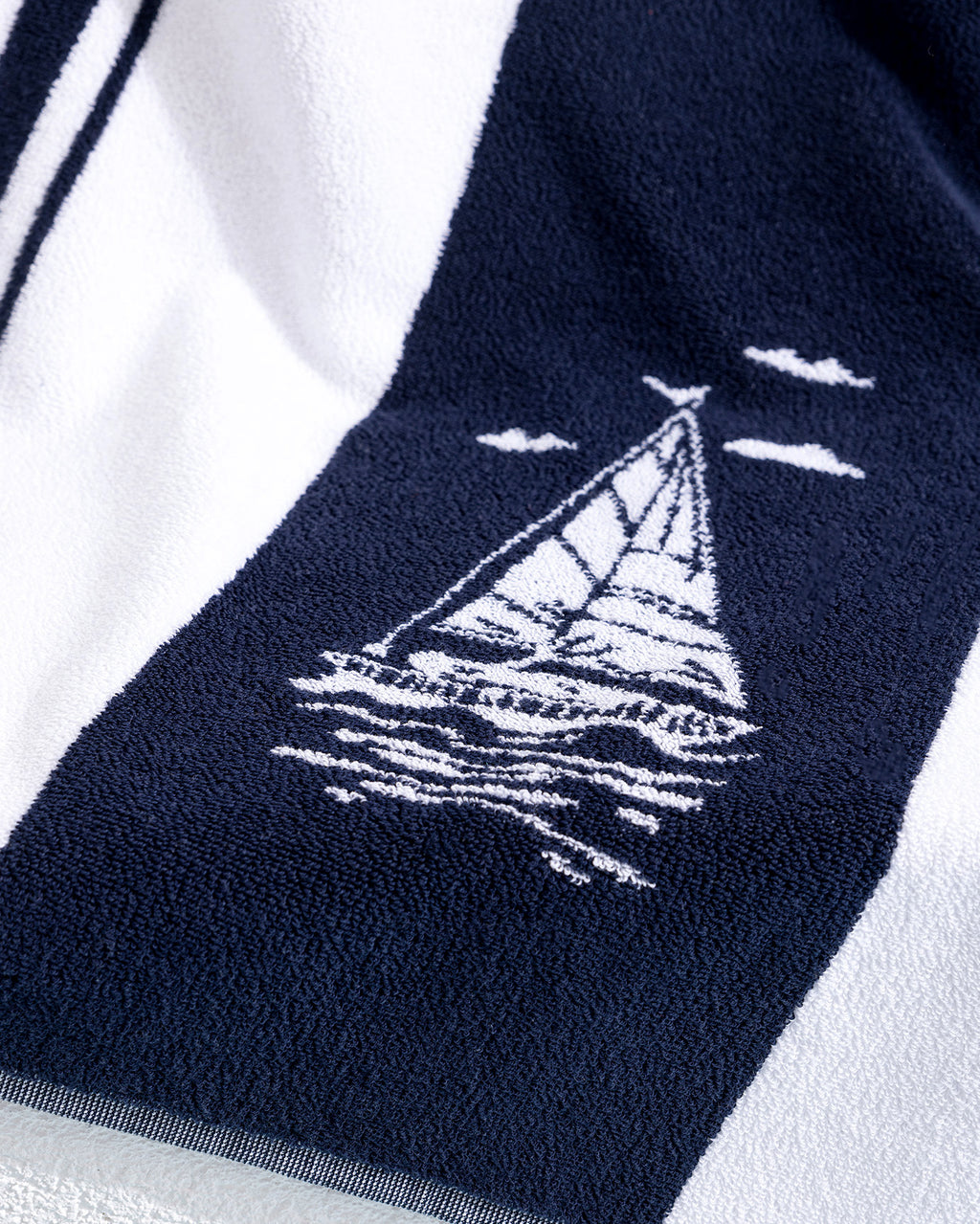 Voilier  Beach Towel - Madame Coco JO