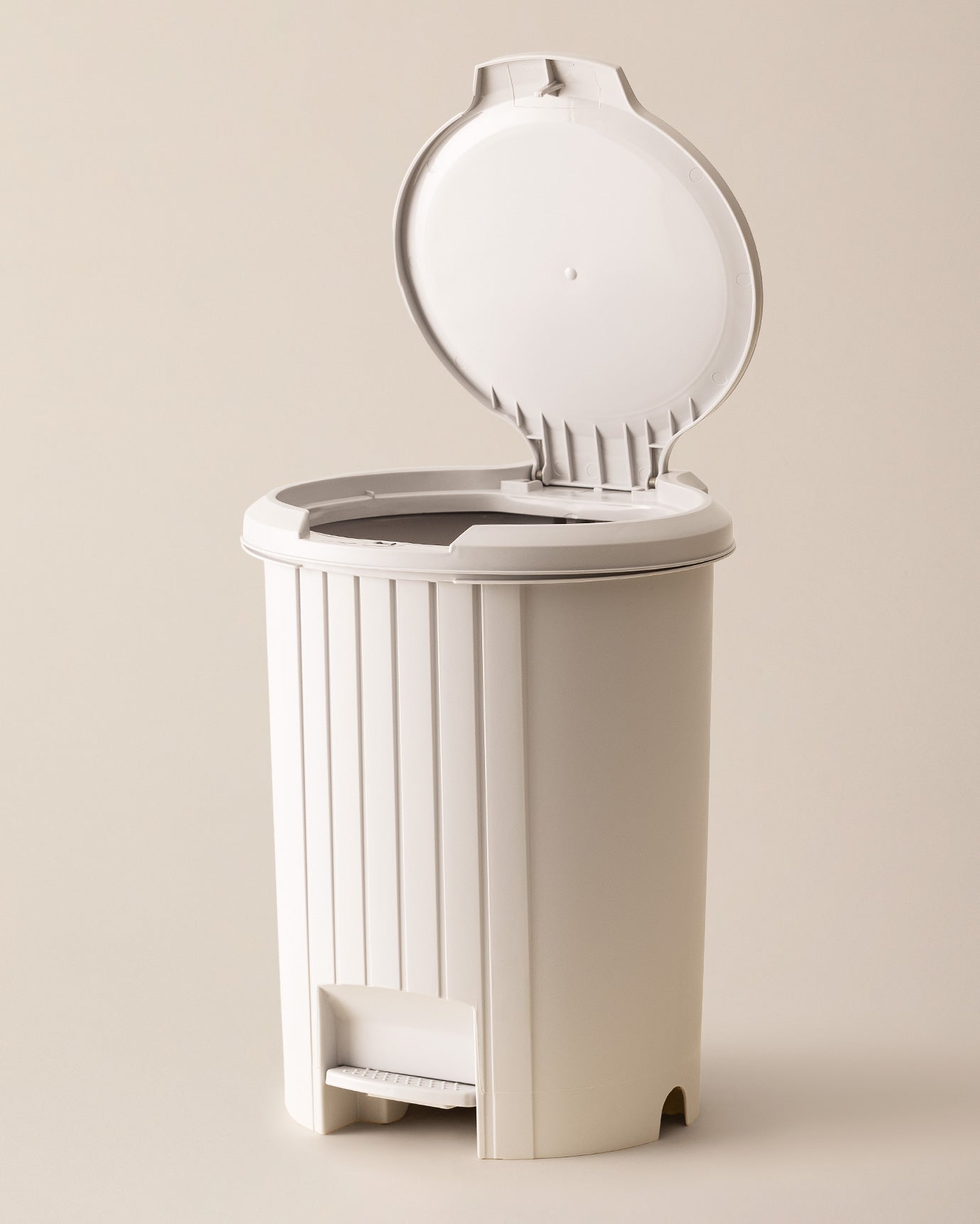 Tapia Trash Can 8lt - Madame Coco JO