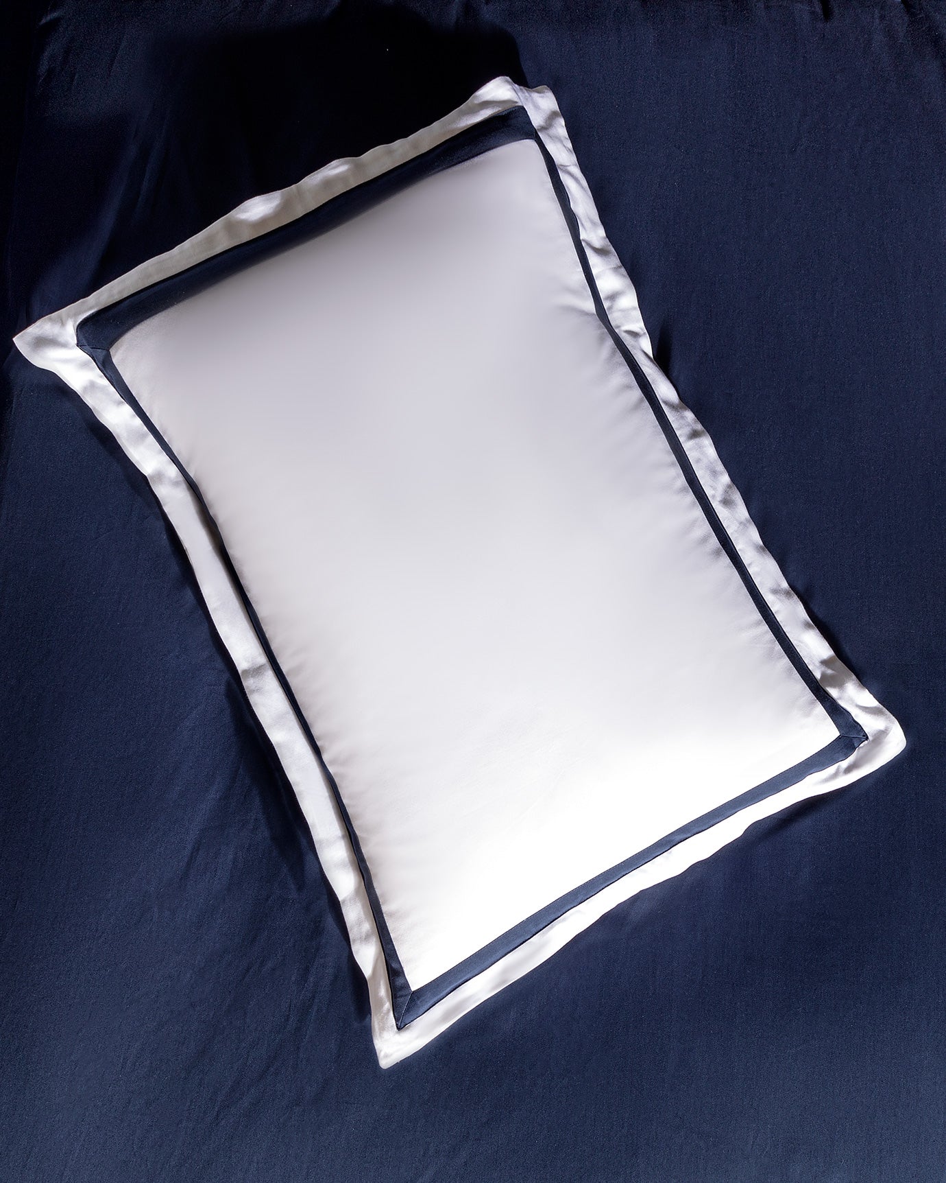 Jeanne Double Size Duvet Cover Set-bordered-satin - Madame Coco JO