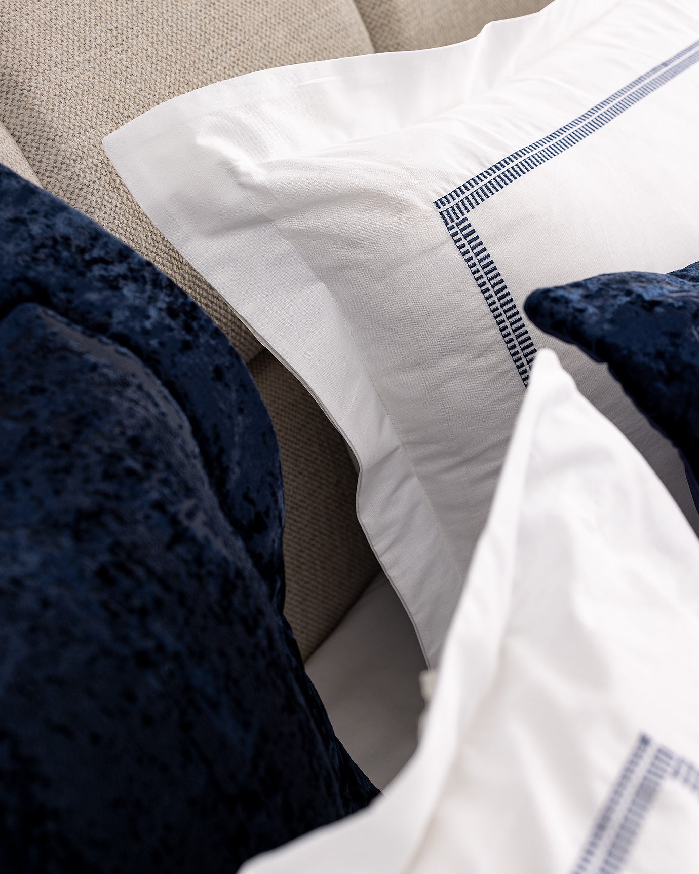 Antoinette 8 Piece Wedding Set - Madame Coco JO