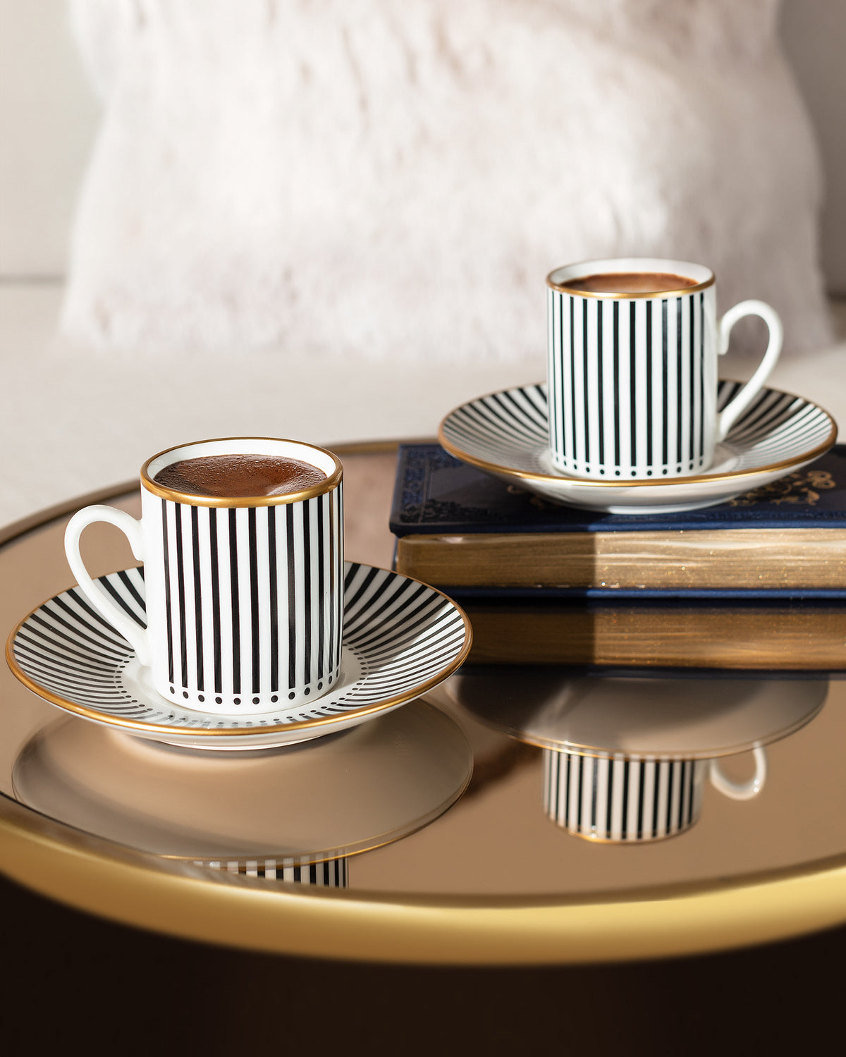 Evorde Mila  4-piece Coffee Cup Set - Madame Coco JO