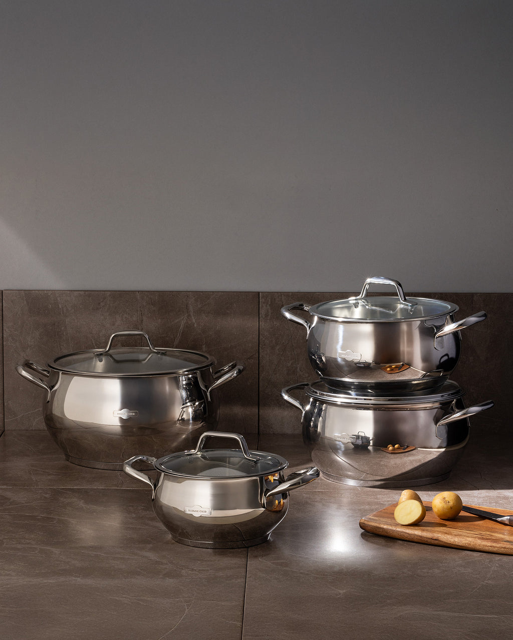 Vera 8 Piece Cookware Set - Madame Coco JO