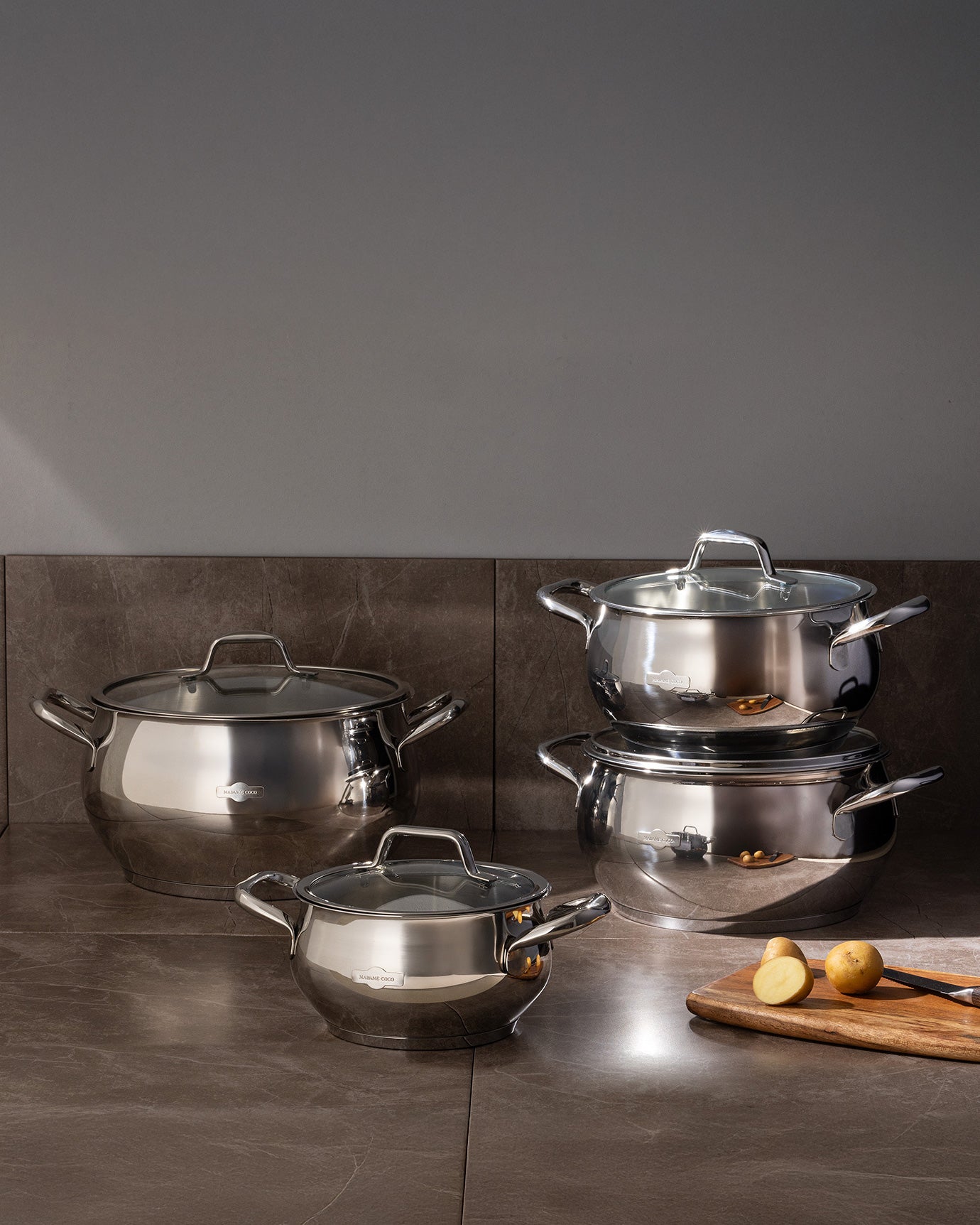 Vera 8 Piece Cookware Set - Madame Coco JO