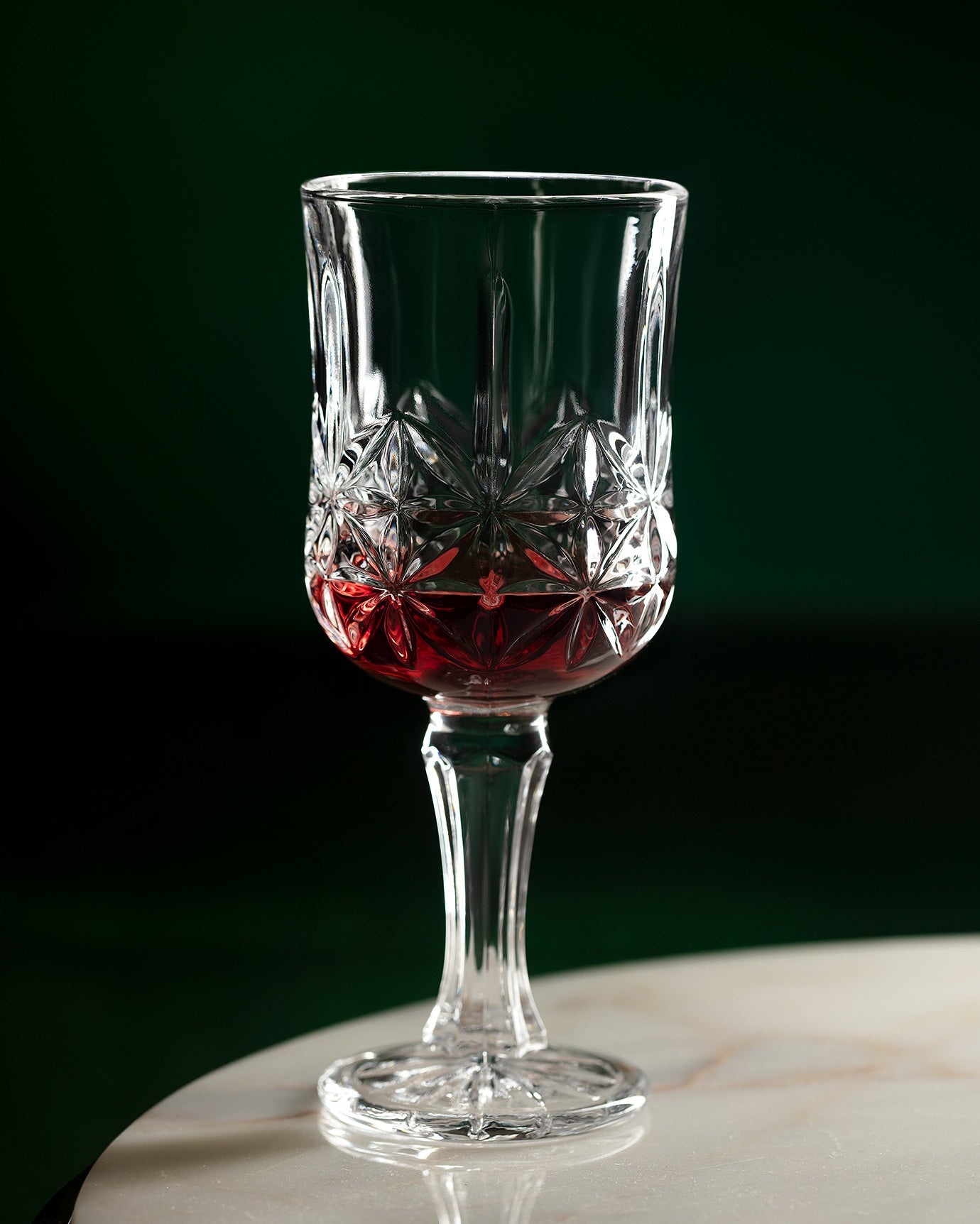 Estee 4-piece Tall Wine Glass Set - Madame Coco JO