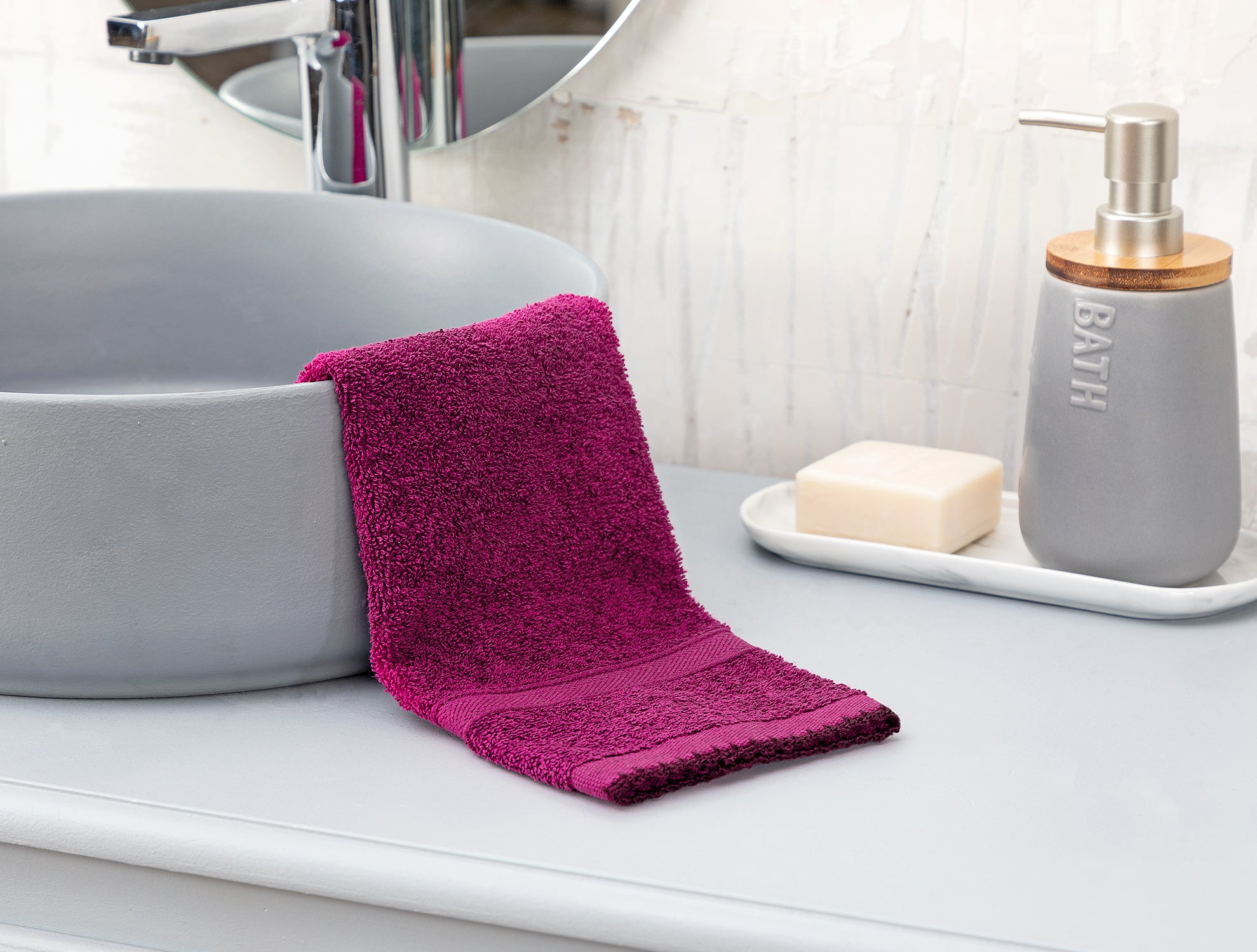 Leuven Hand Towel - Madame Coco JO