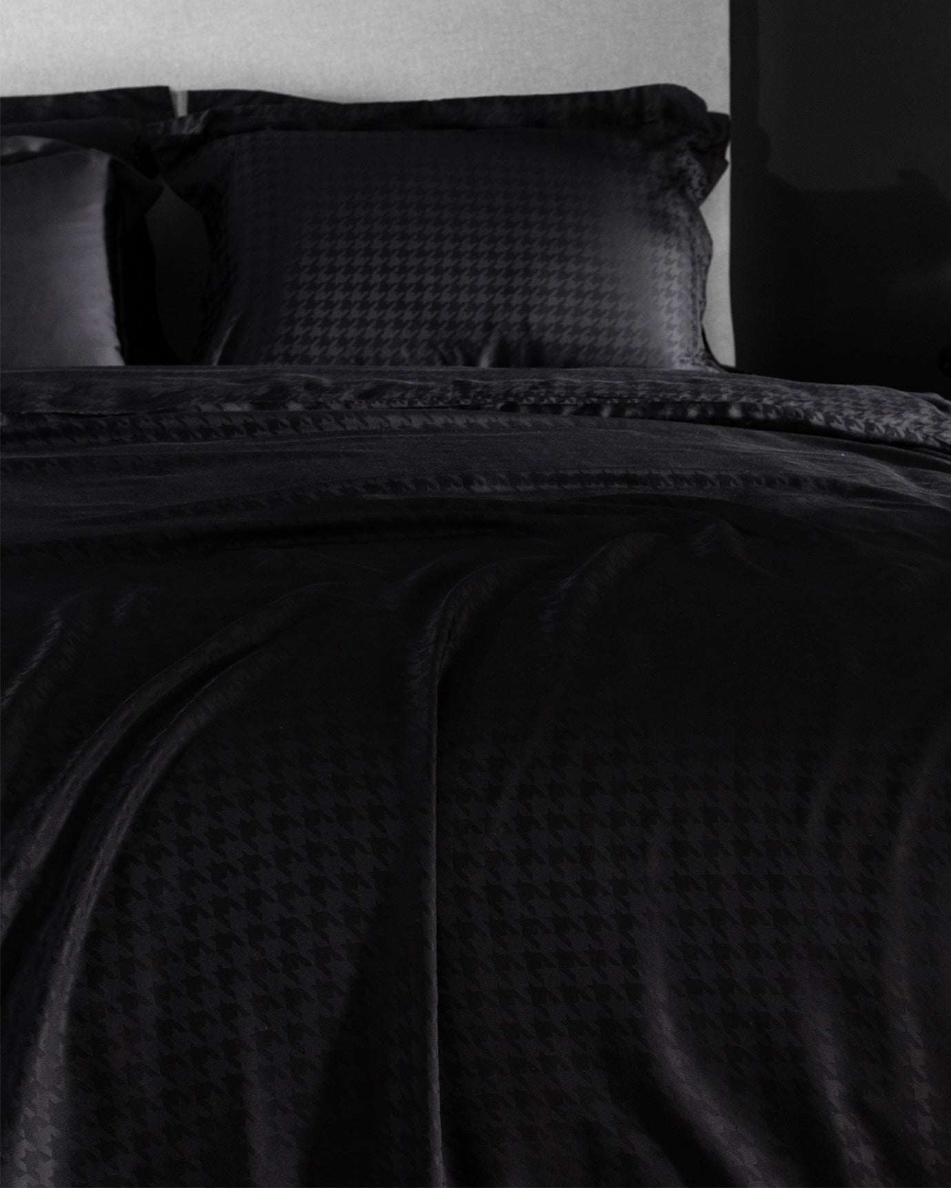 Lune King Size Bamboo Satin Duvet Cover Set - Madame Coco JO