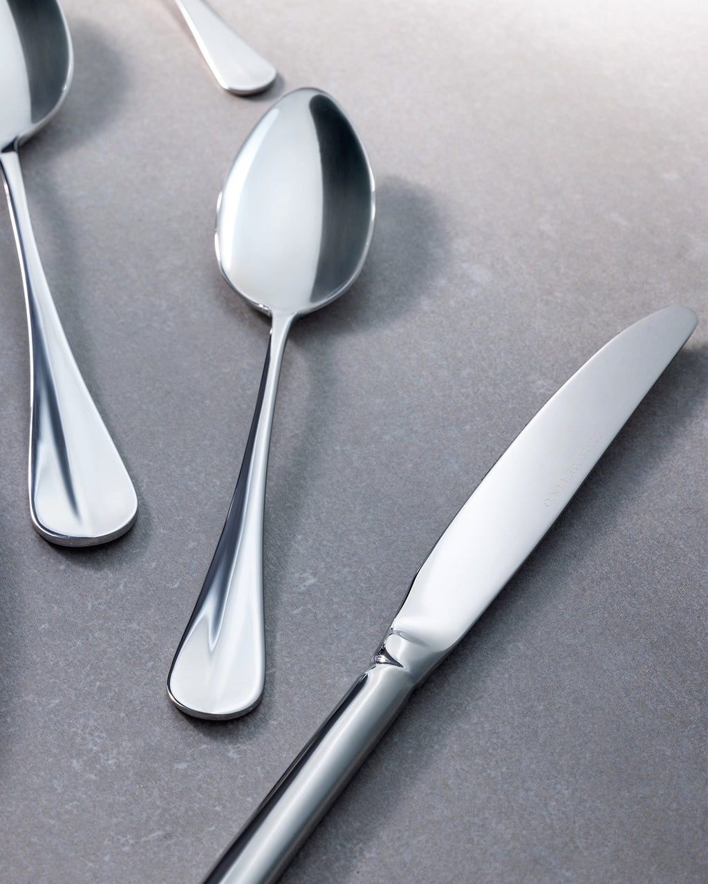 Fleur De Lys  42 Pcs Cutlery Set - Madame Coco JO