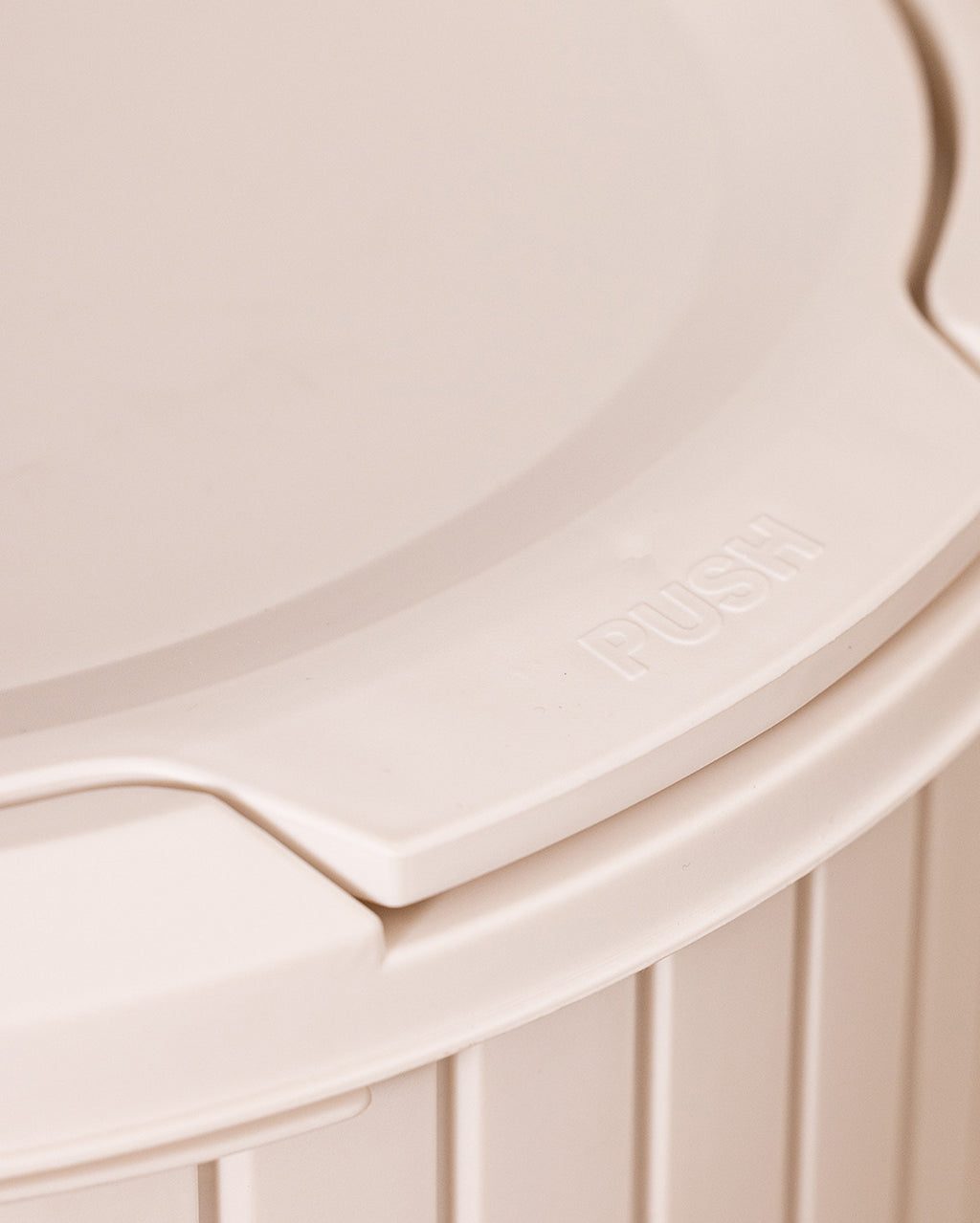 Tapia Trash Can 8lt - Madame Coco JO