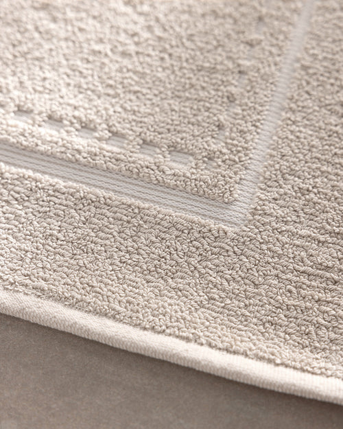 Angeline Foot Towel - Madame Coco JO