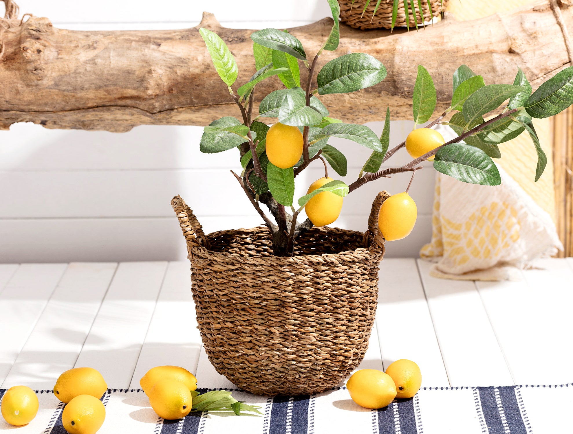 Dorise Medium Wicker Basket - Madame Coco JO