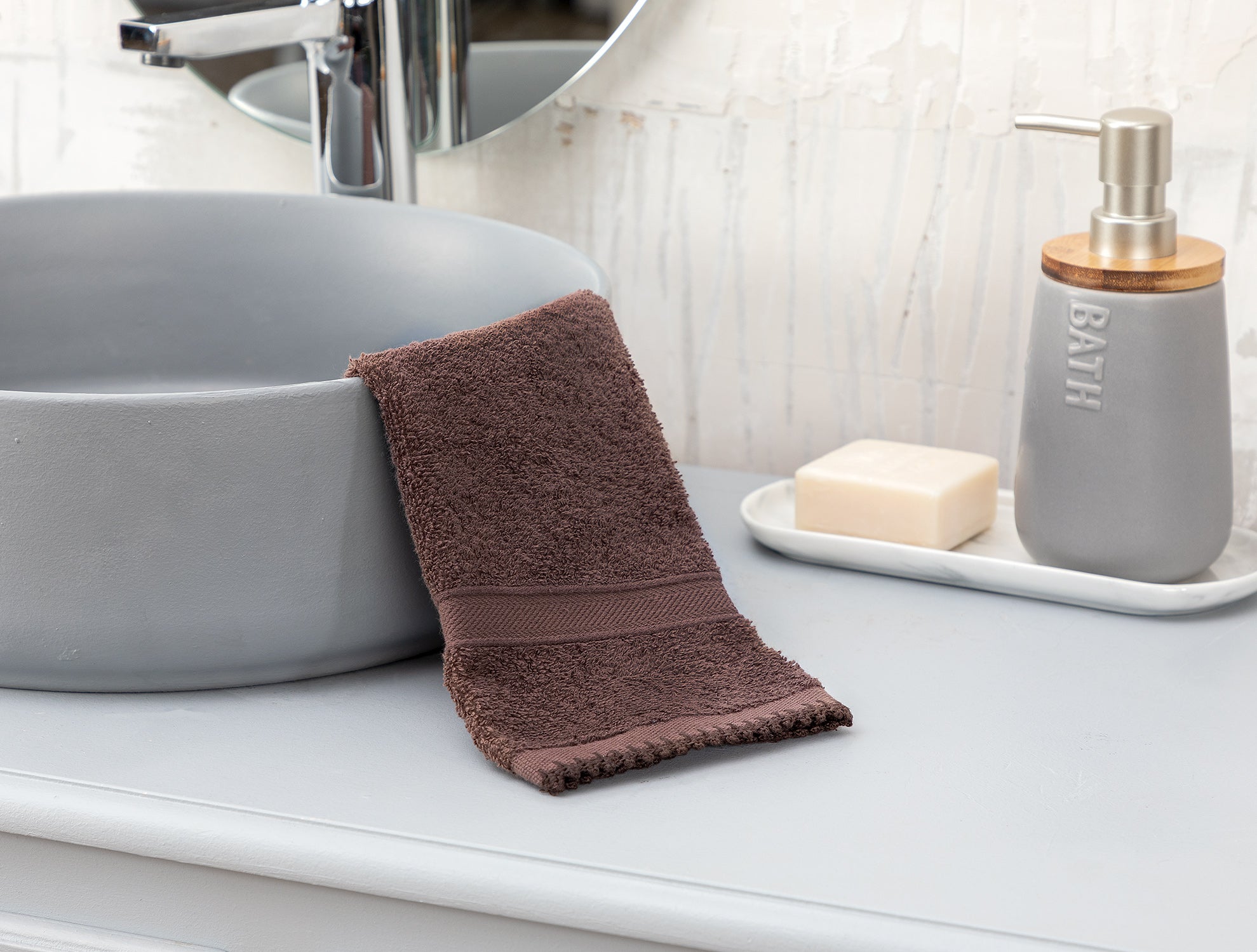 Leuven Hand Towel - Madame Coco JO