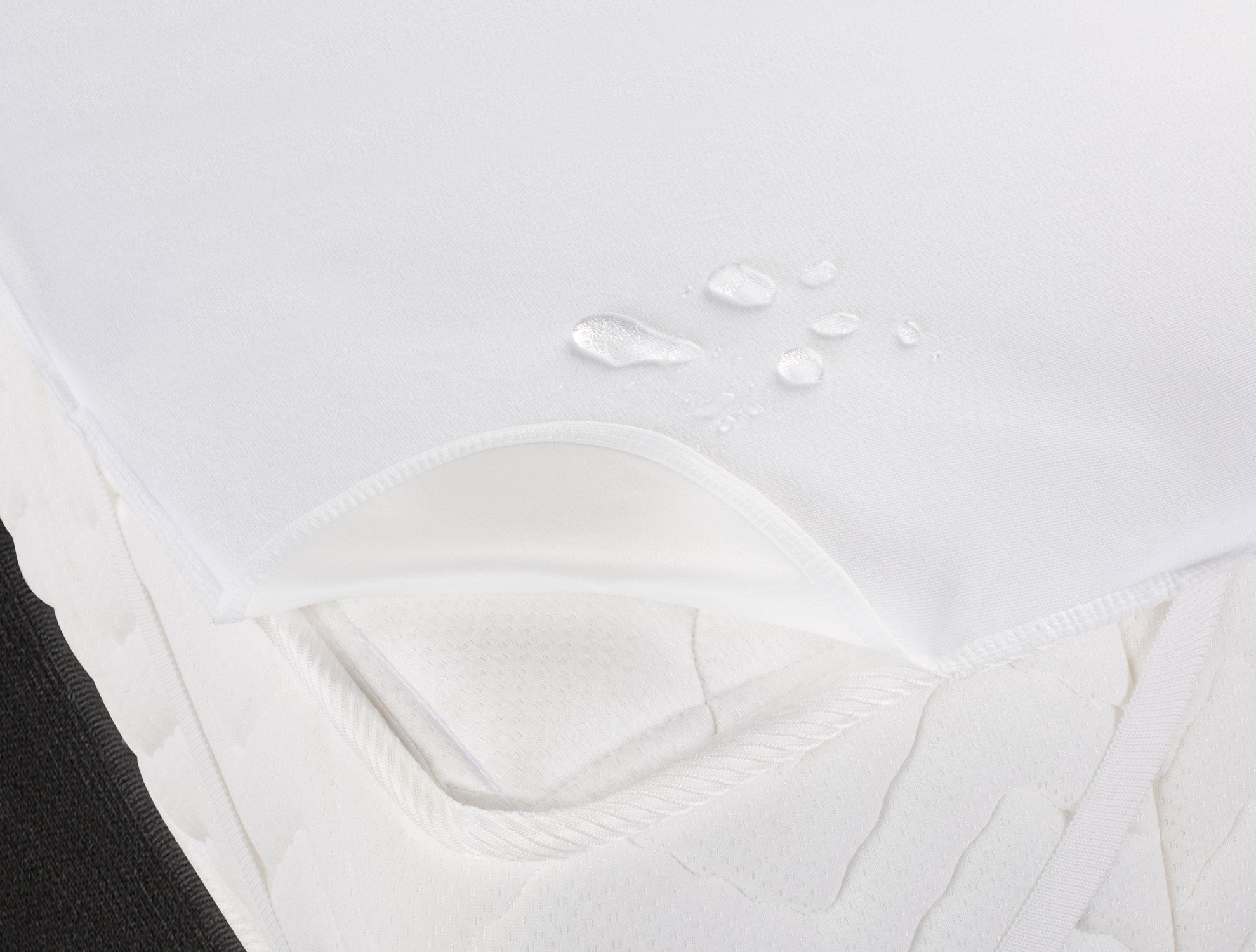 Alaise Waterproof Bed Protector - Madame Coco JO