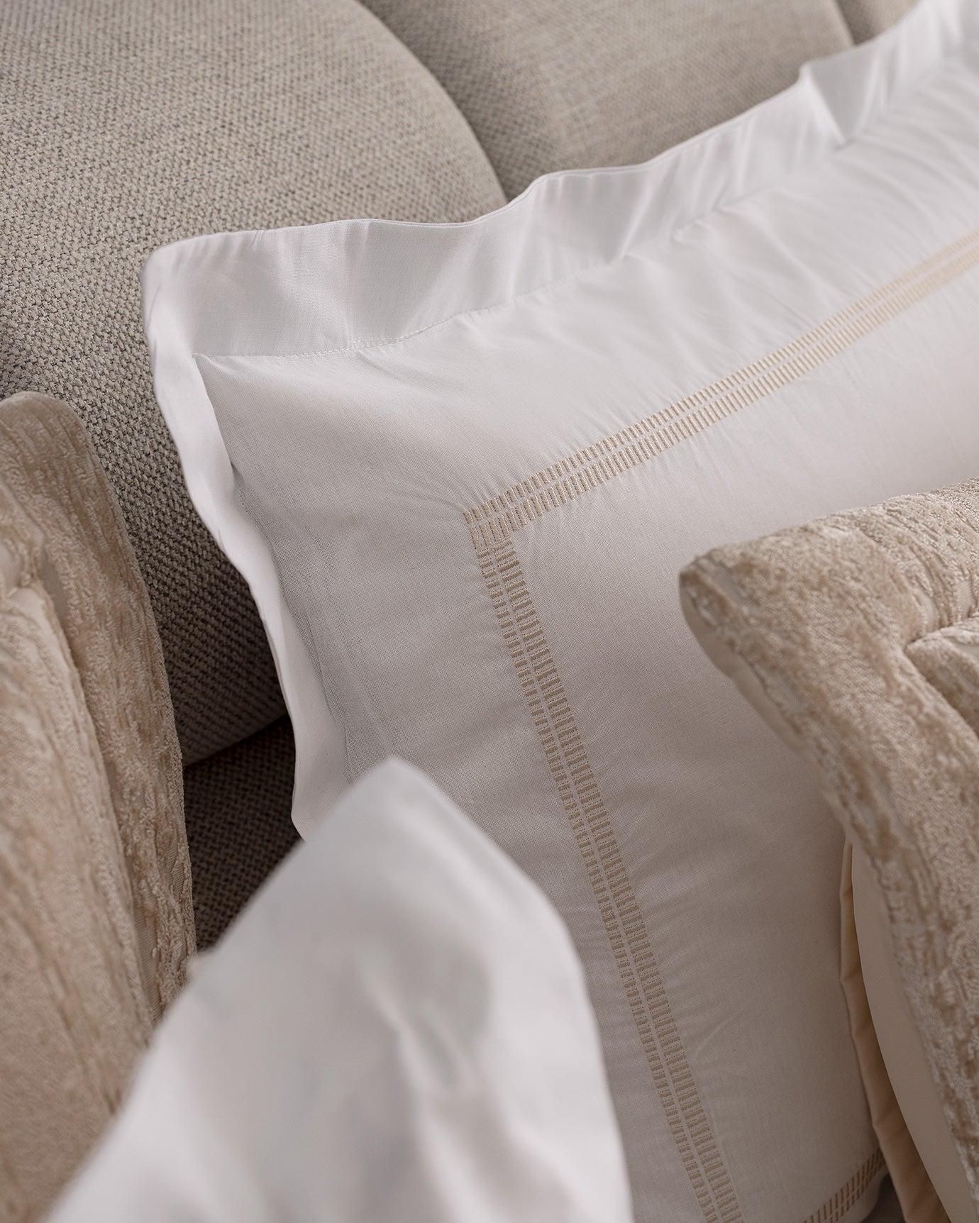 Antoinette 8 Piece Wedding Set - Madame Coco JO