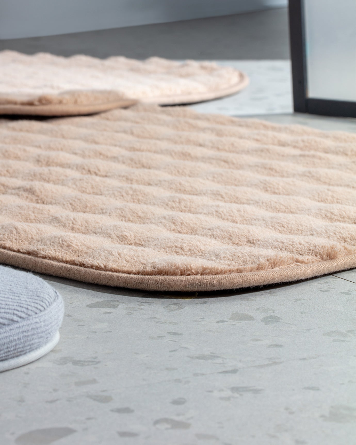 Reflet Bubble 2-piece Bath Mat - Madame Coco JO