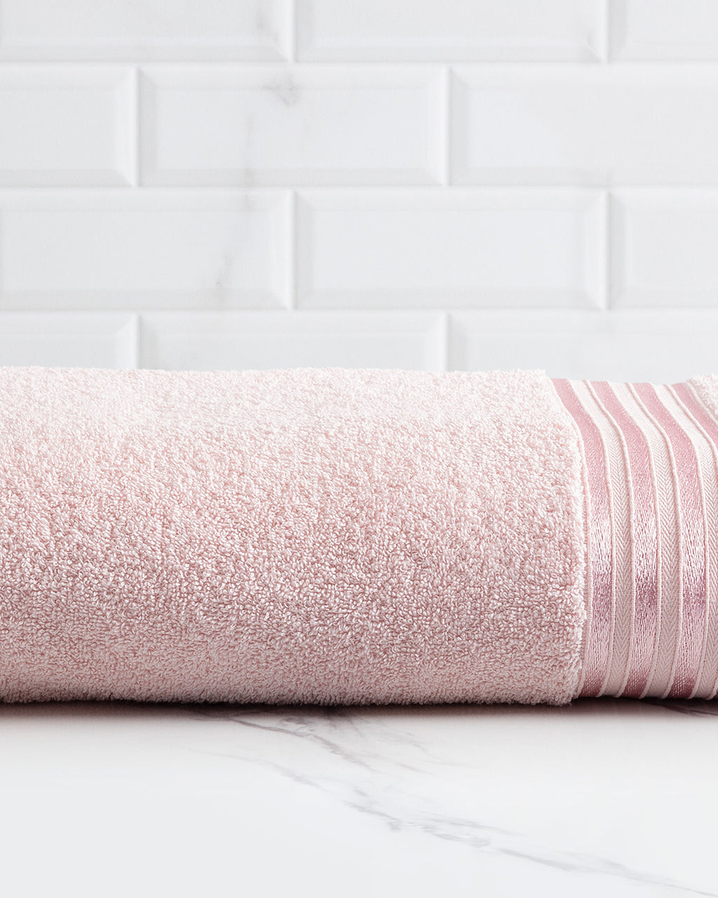 Maynor Flouche Bath Towel - Madame Coco JO