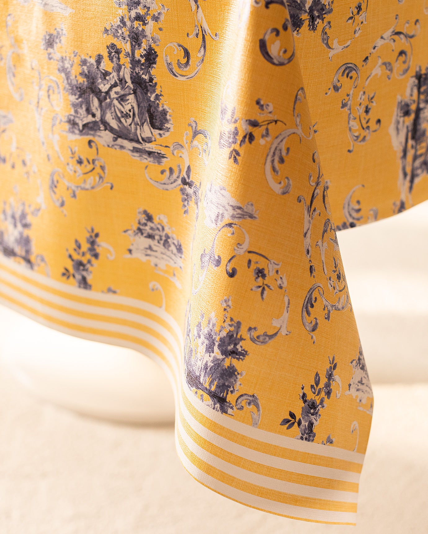 Nora Pvc Table Cloth - Madame Coco JO