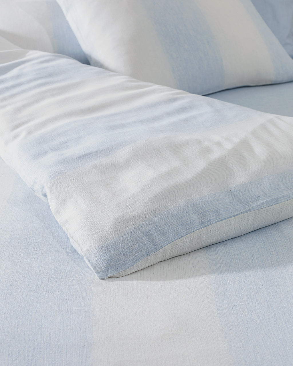 Berthe Single Size Dobby Duvet Cover Set - Madame Coco JO