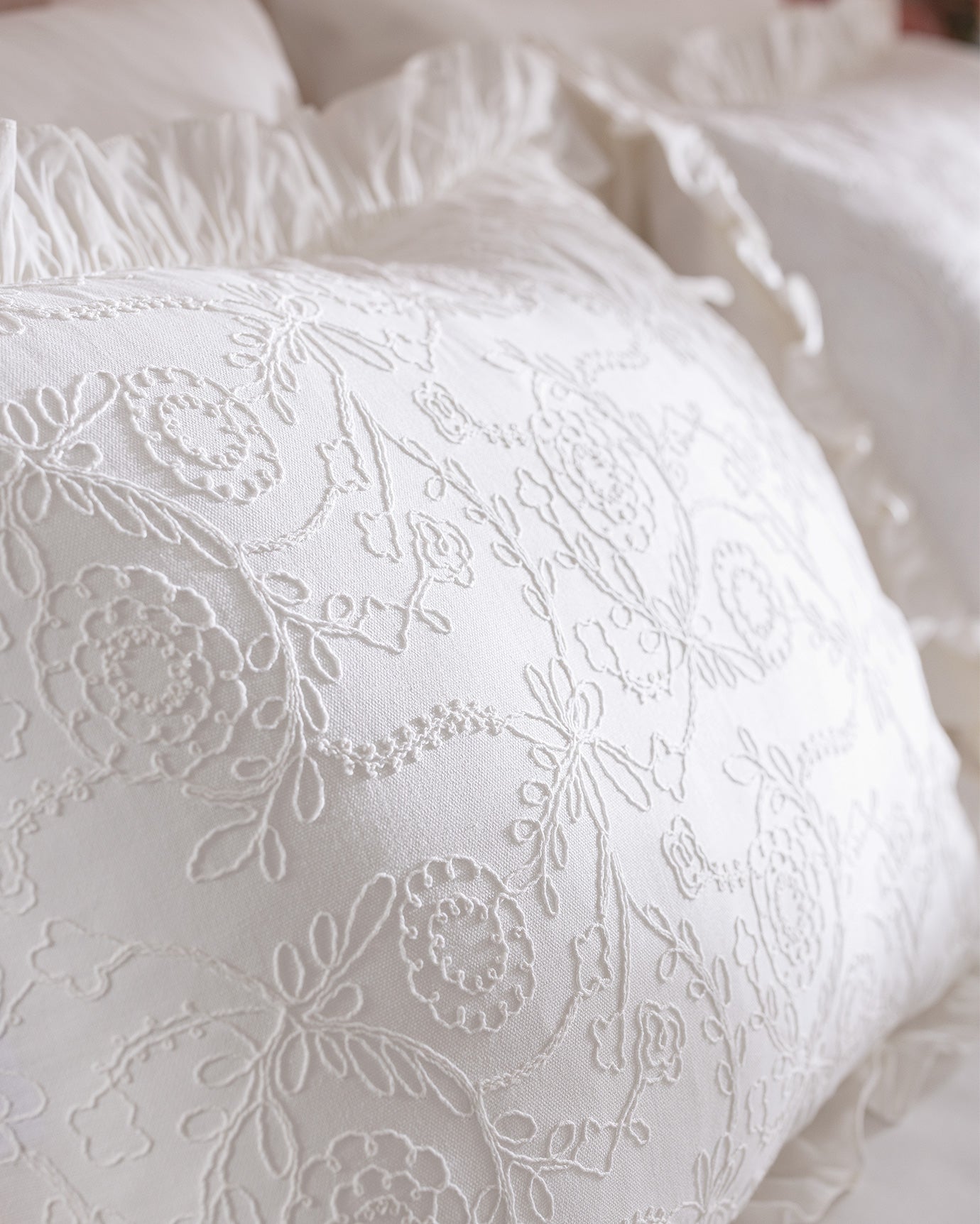 Aulne Double Sıze Embroıdery Duvet Cover Set - Madame Coco JO