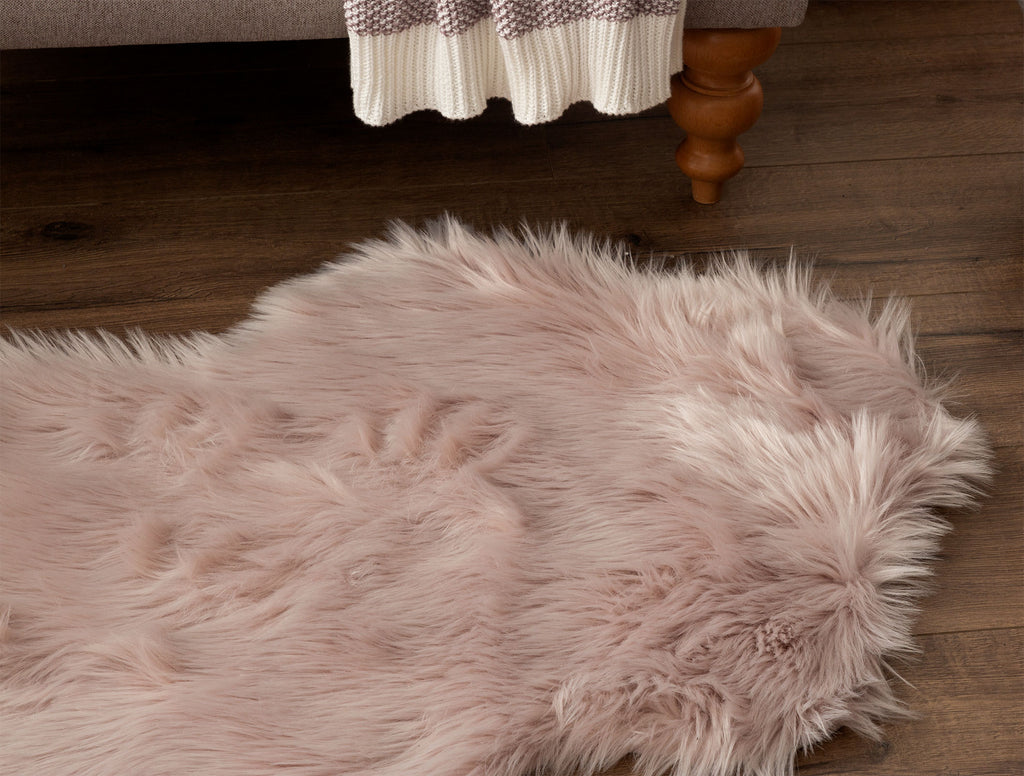 Leila Sheep Plush Rug - Madame Coco JO