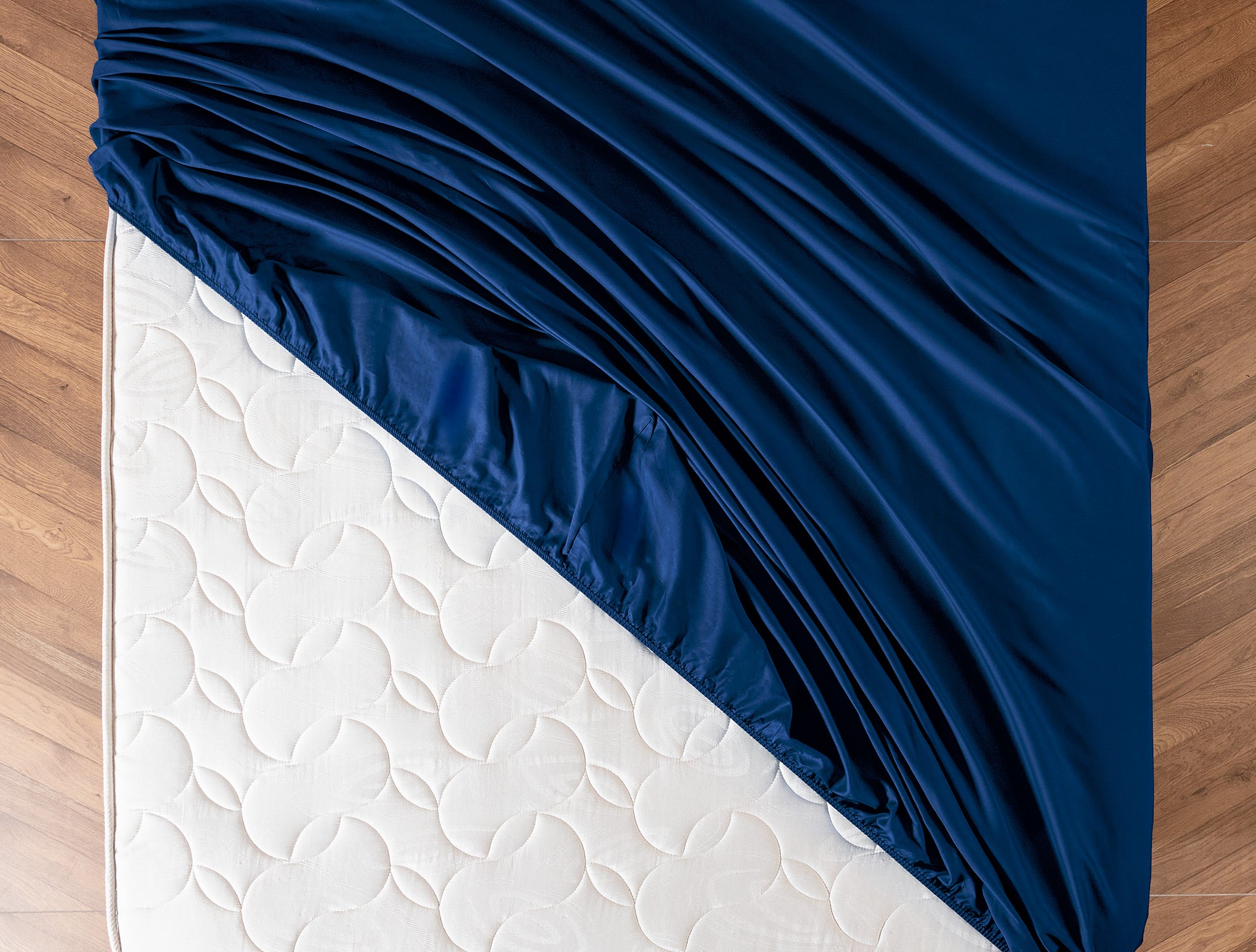 Ciel Satin Fitted Sheet - Madame Coco JO