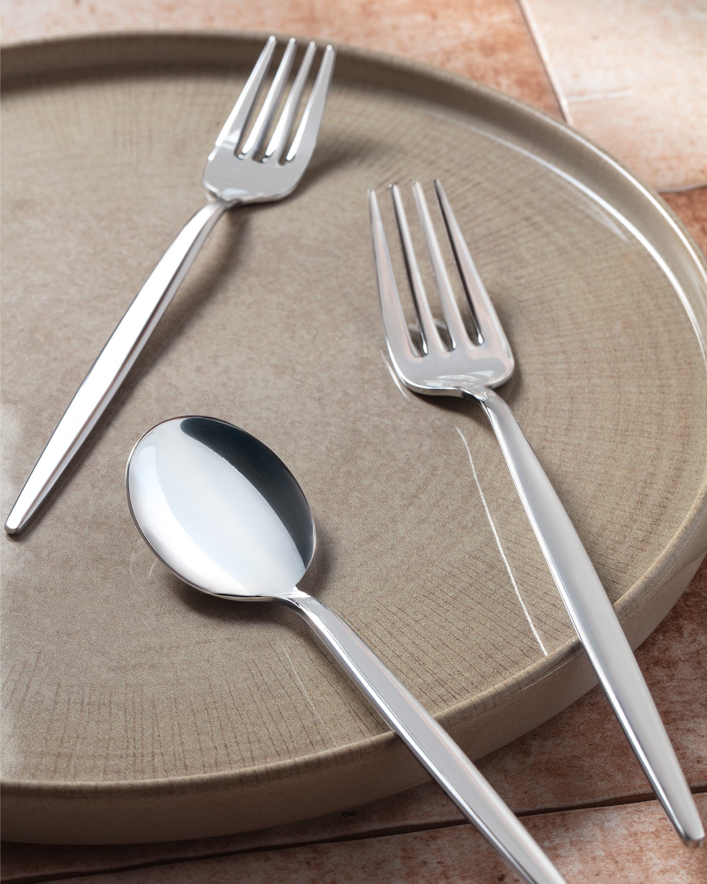 Freya 84 Pcs Cutlery Set - Madame Coco JO